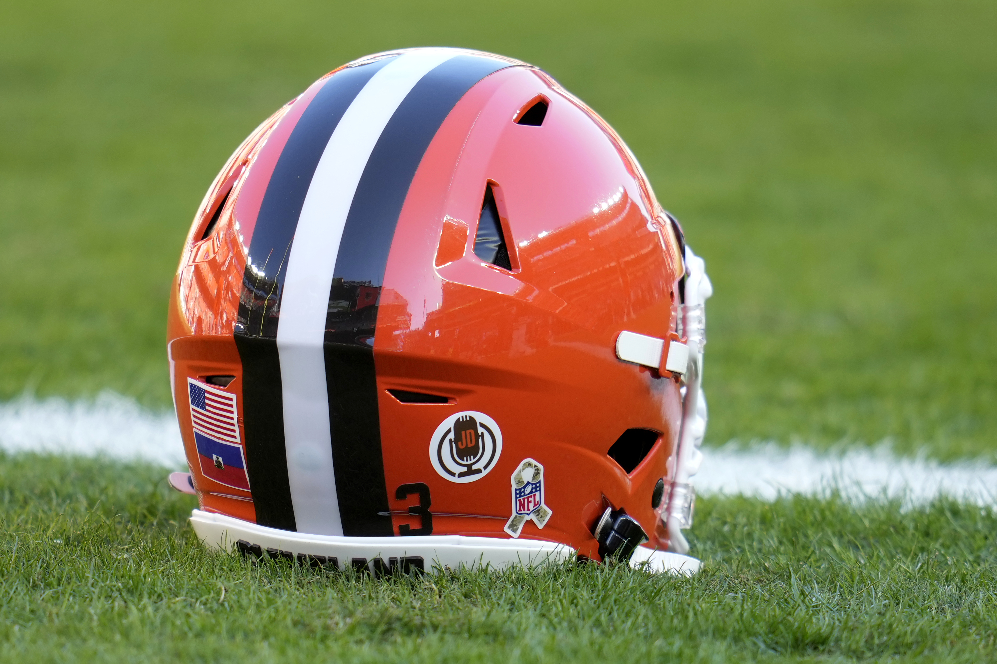 Chargers Browns Football