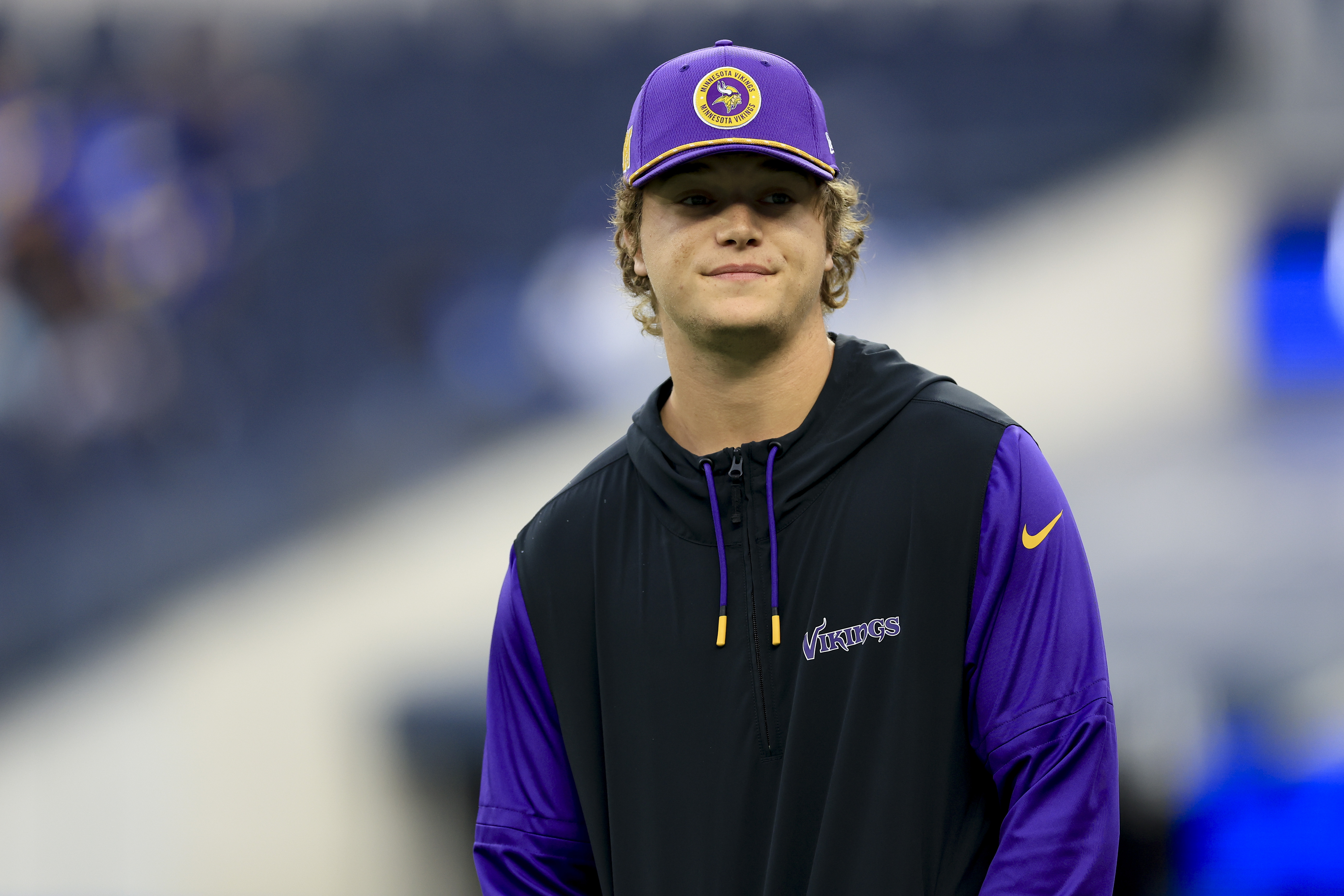 VIKINGS-QB