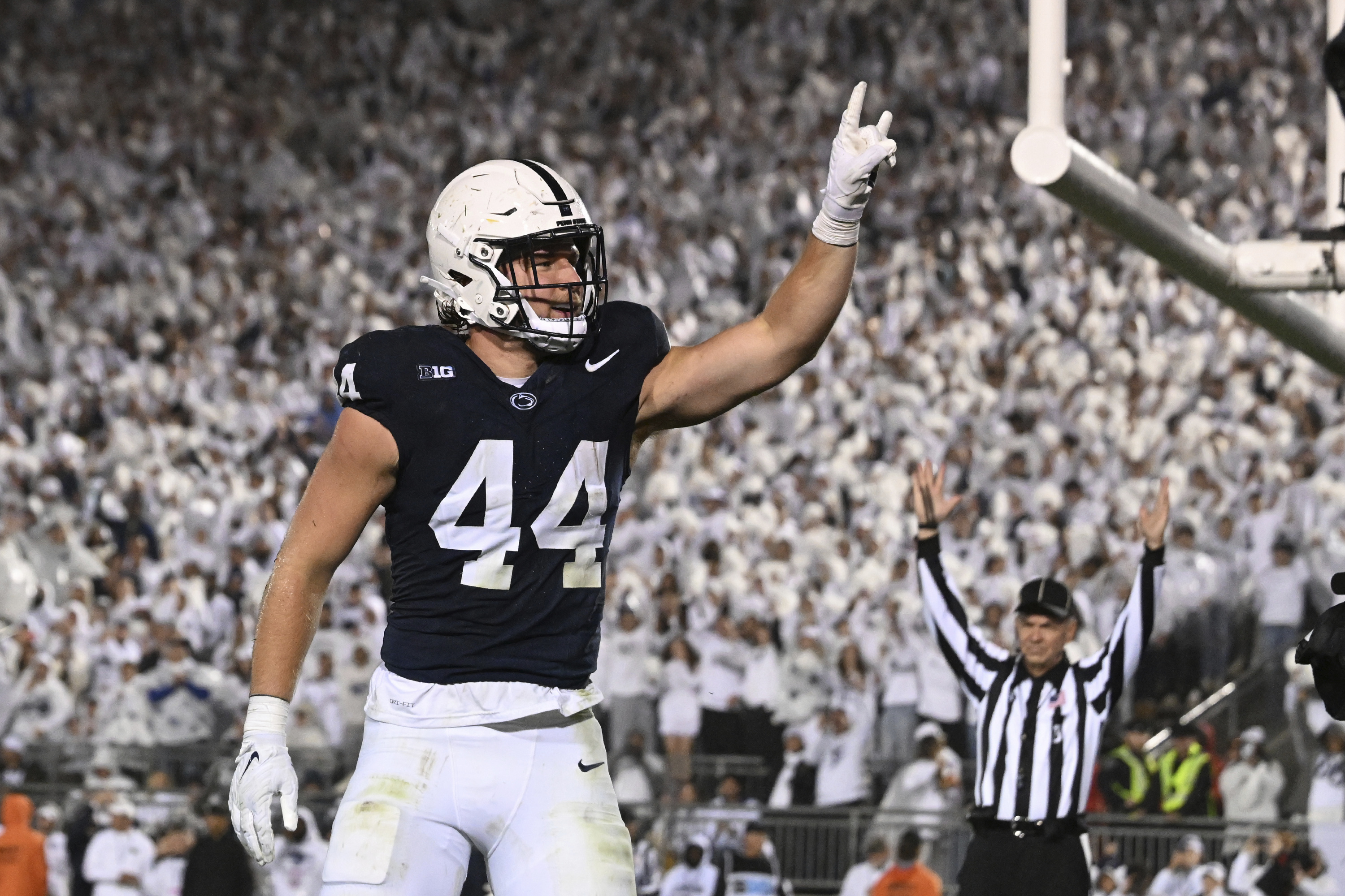 Iowa Penn St Football
