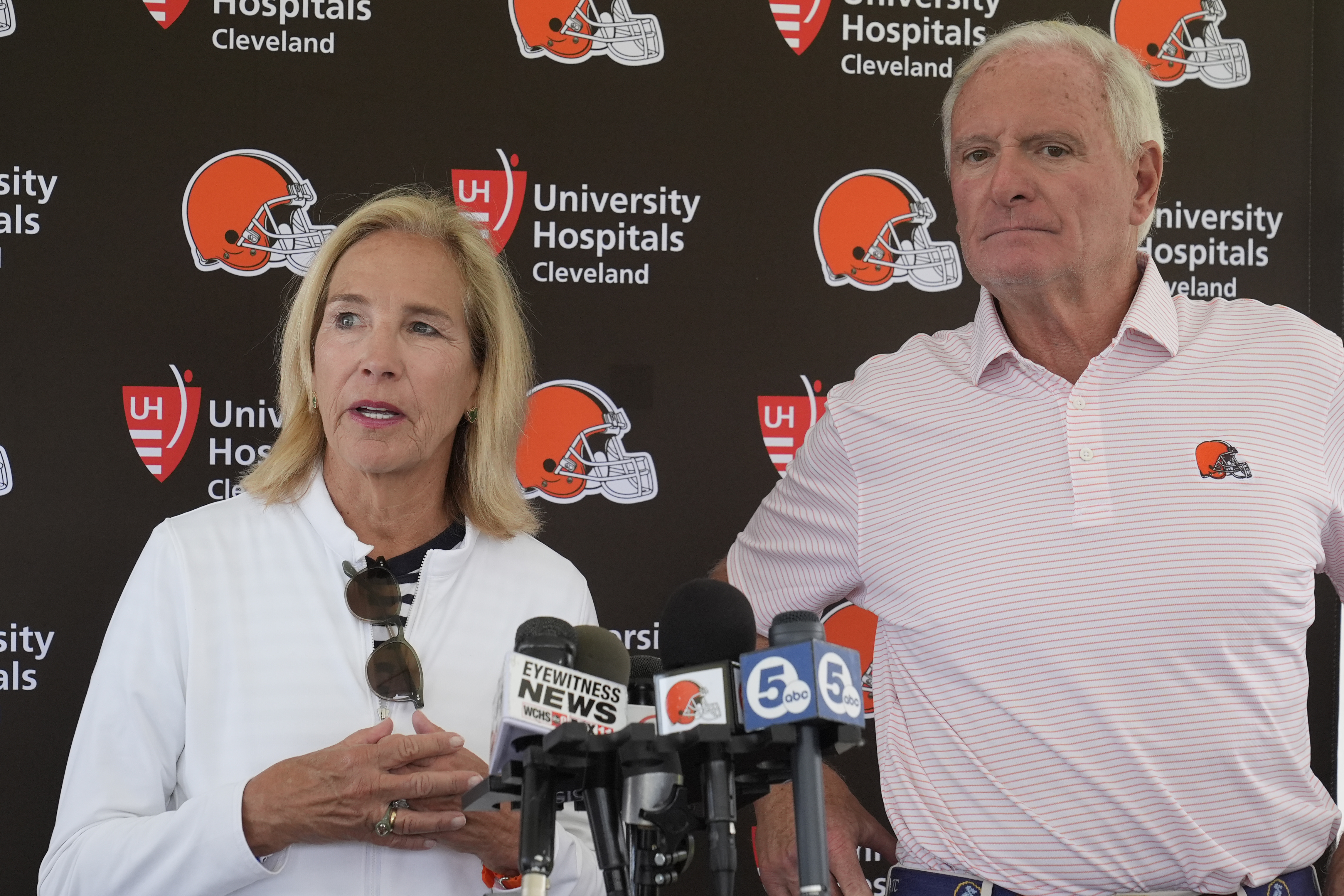 Football Browns Watson Haslam