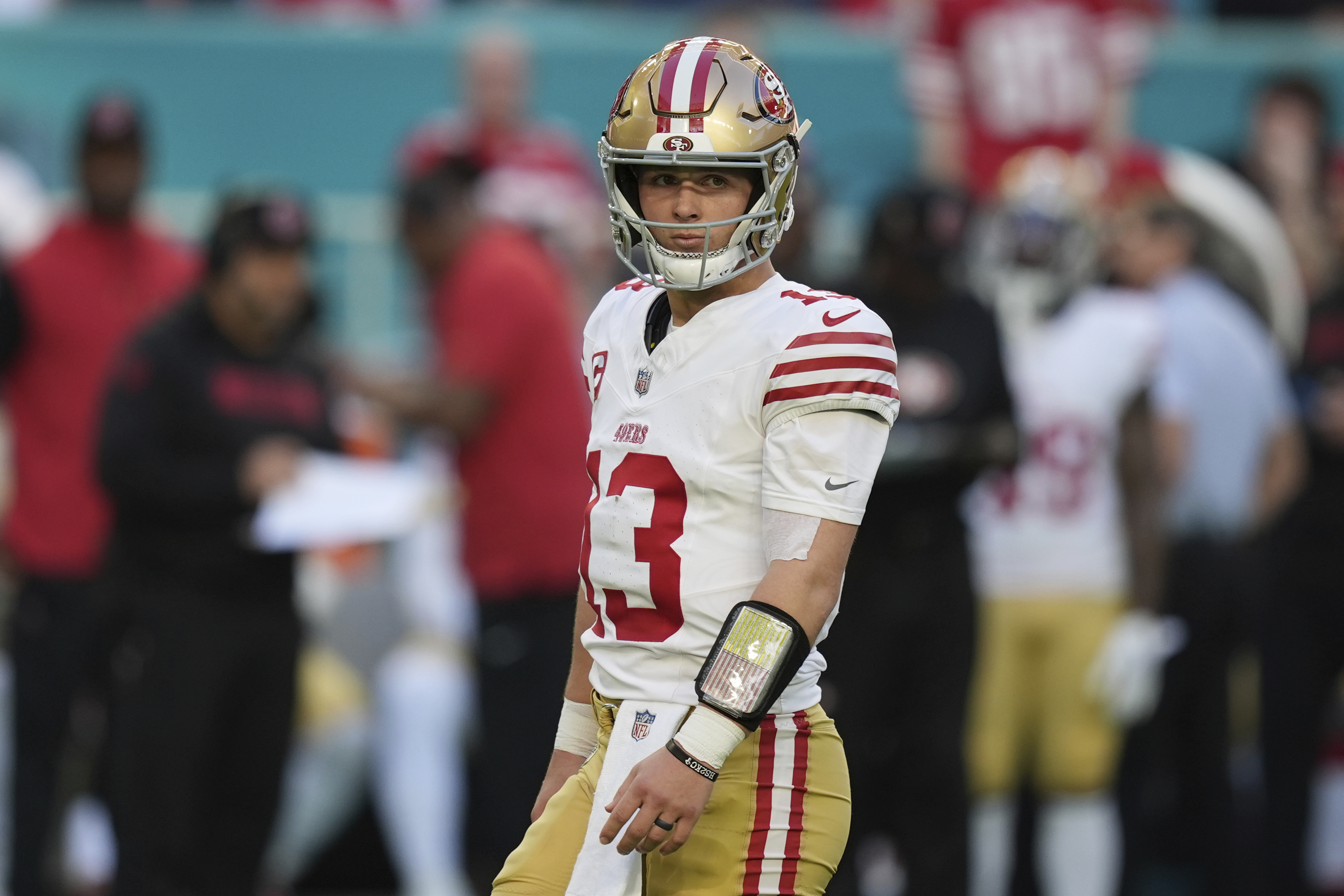 49ers Dolphins Football
