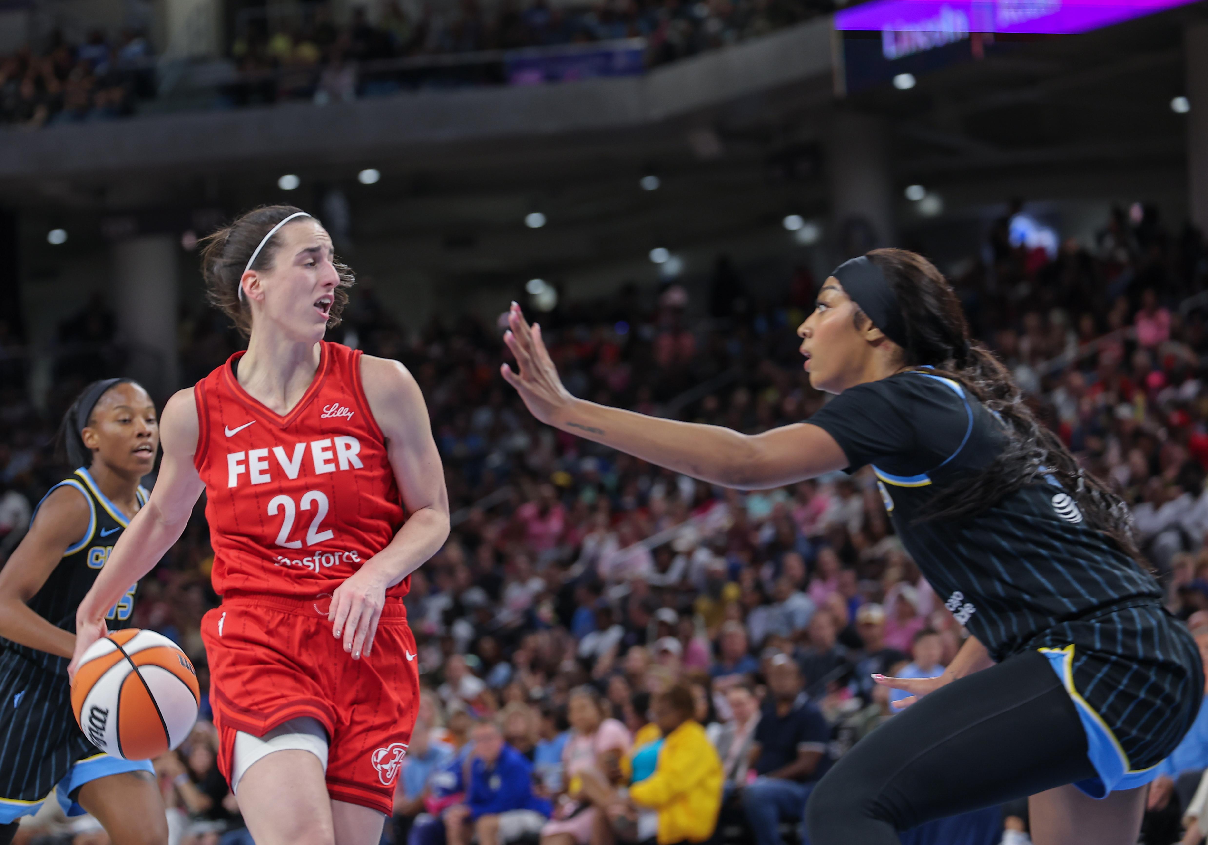 WNBA: AUG 30 Indiana Fever at Chicago Sky
