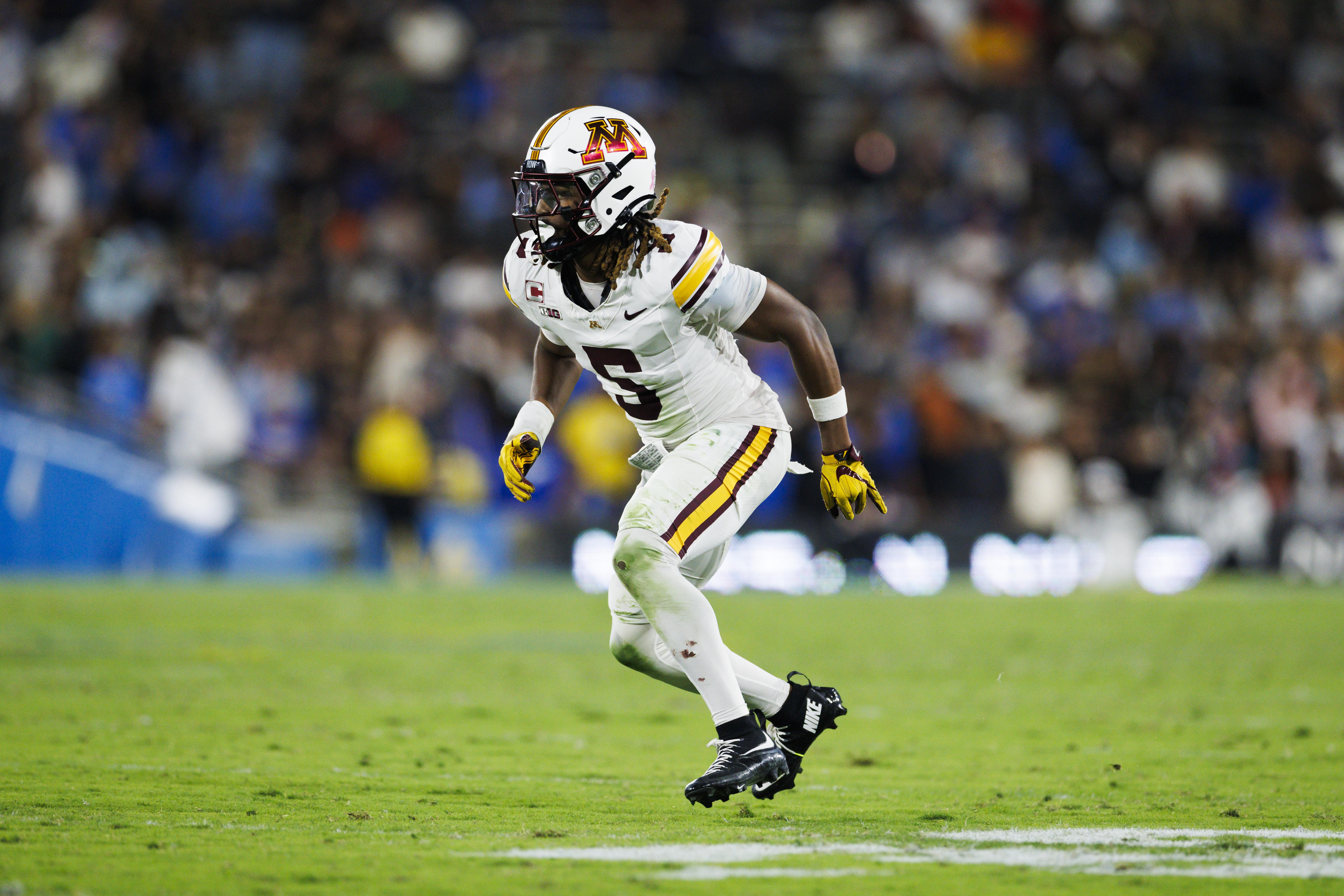 Minnesota v UCLA