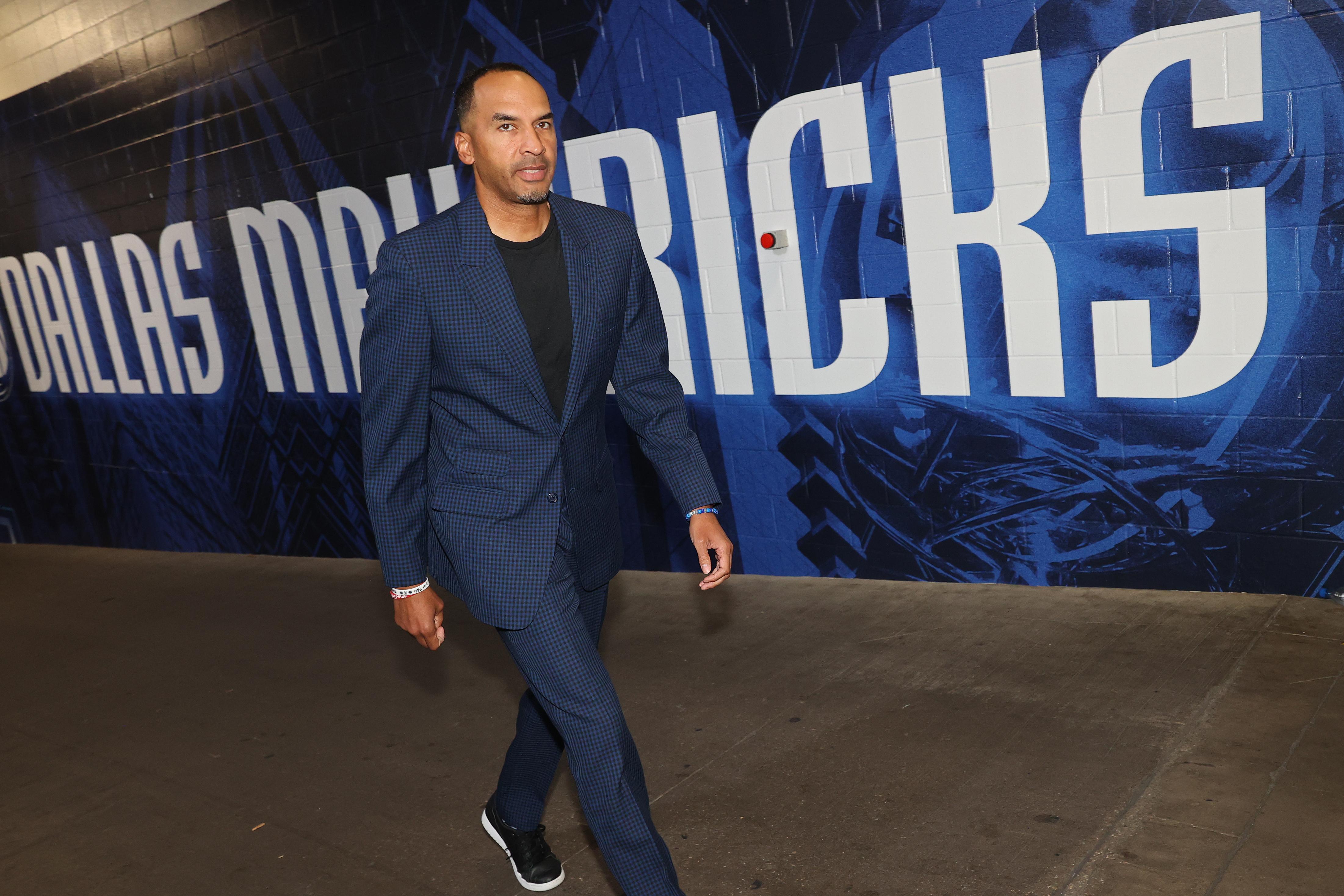 San Antonio Spurs v Dallas Mavericks