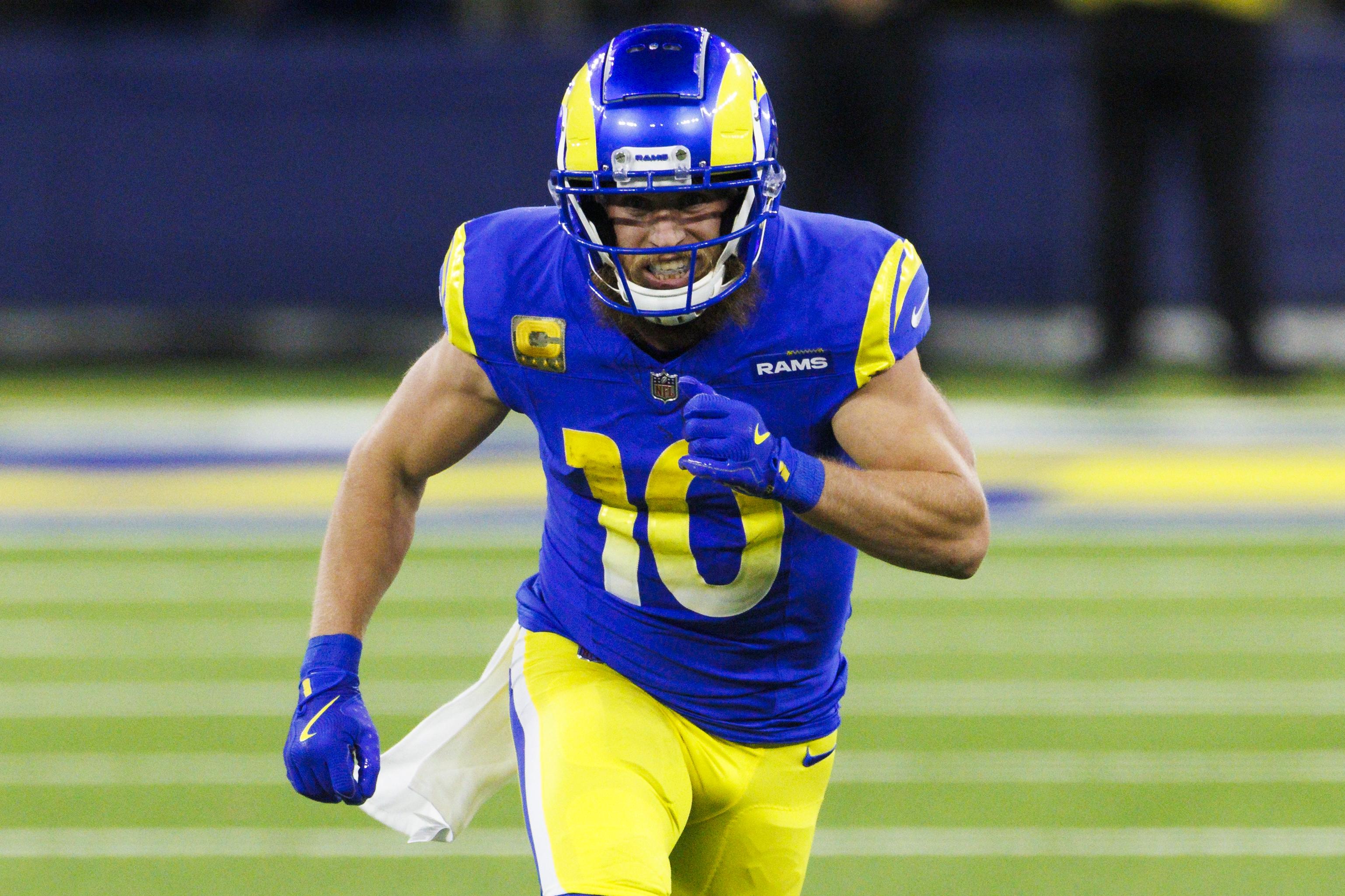 Miami Dolphins v Los Angeles Rams