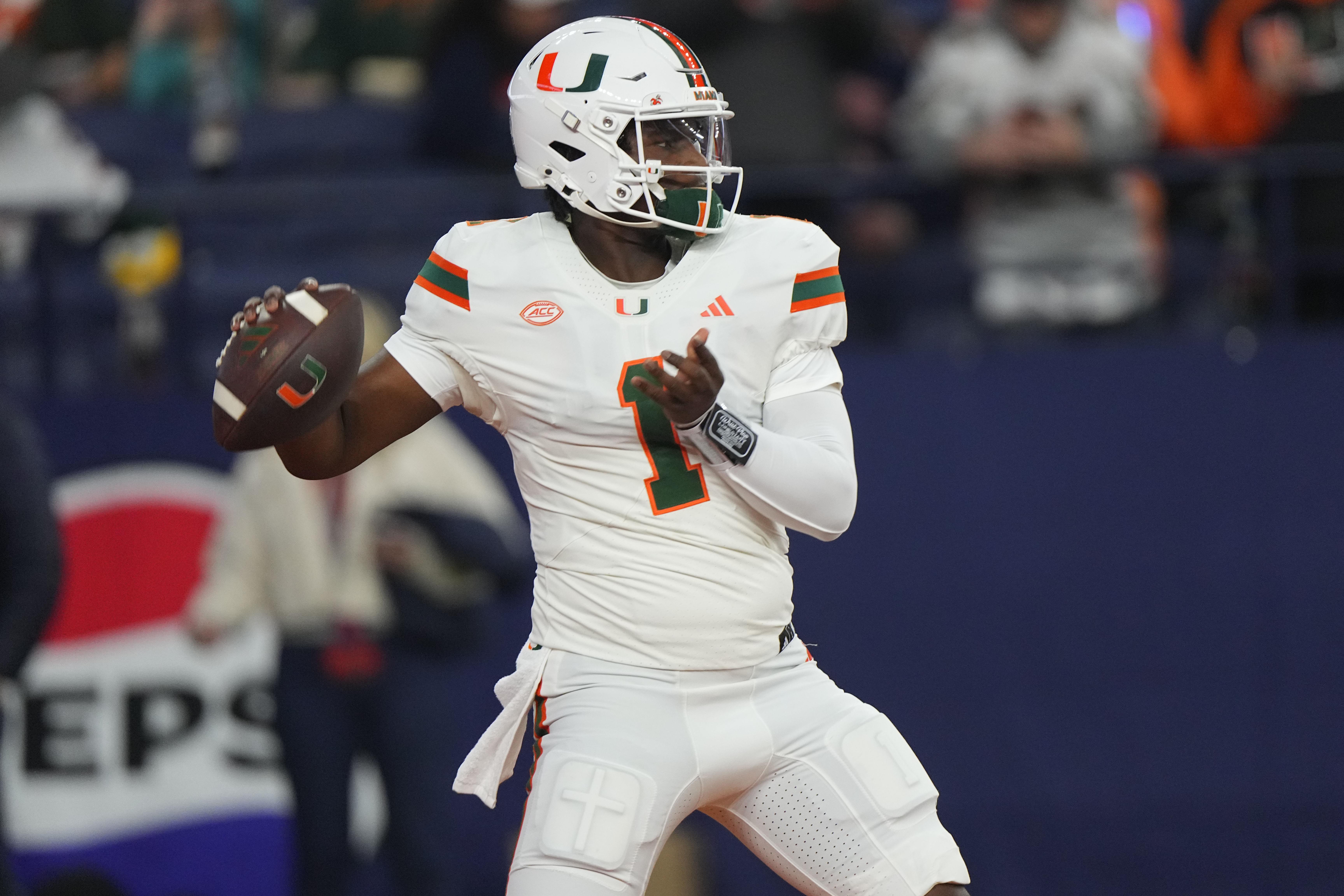 COLLEGE FOOTBALL: NOV 30 Miami at Syracuse