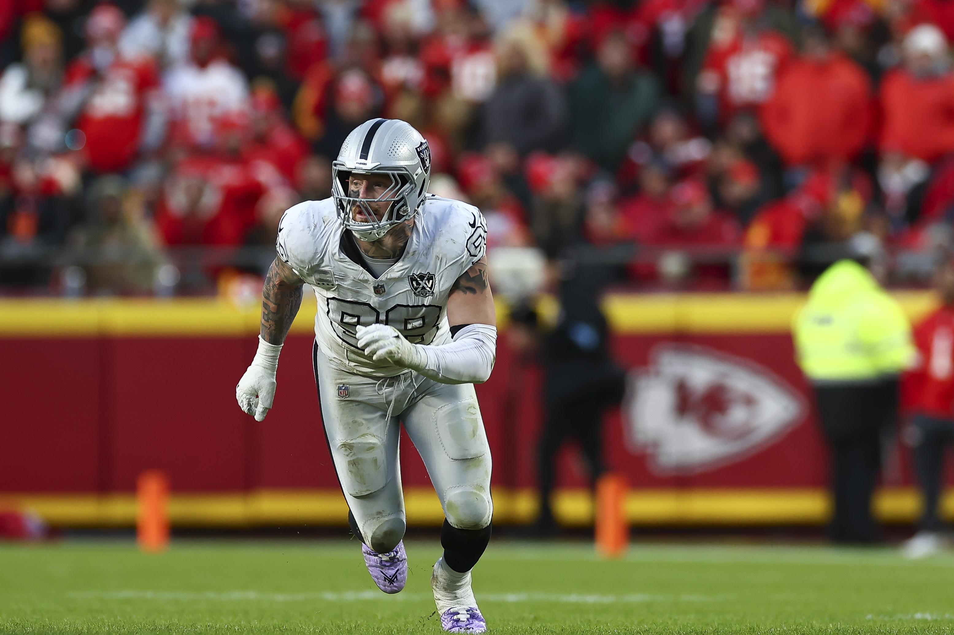 Las Vegas Raiders v Kansas City Chiefs