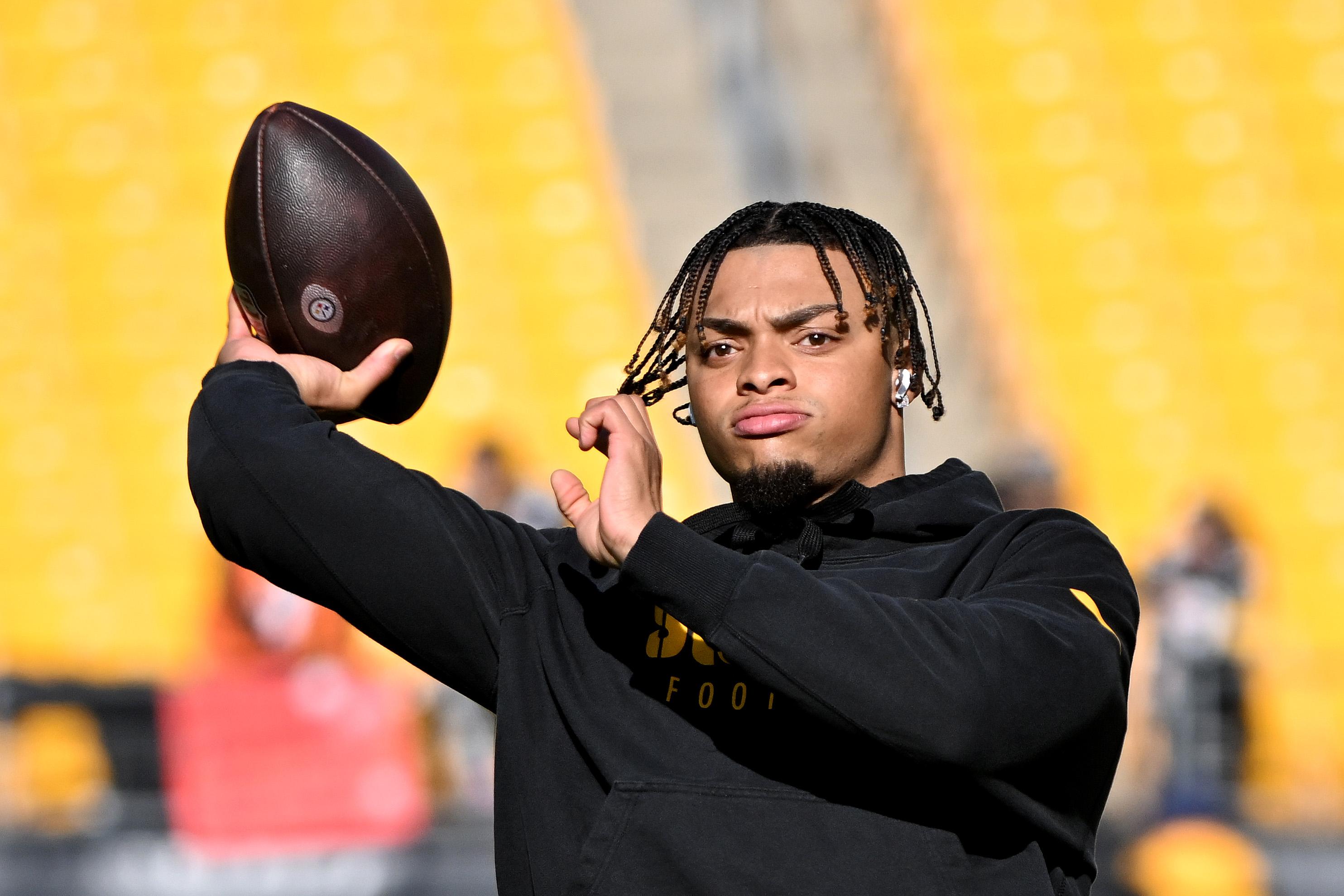 Cleveland Browns v Pittsburgh Steelers