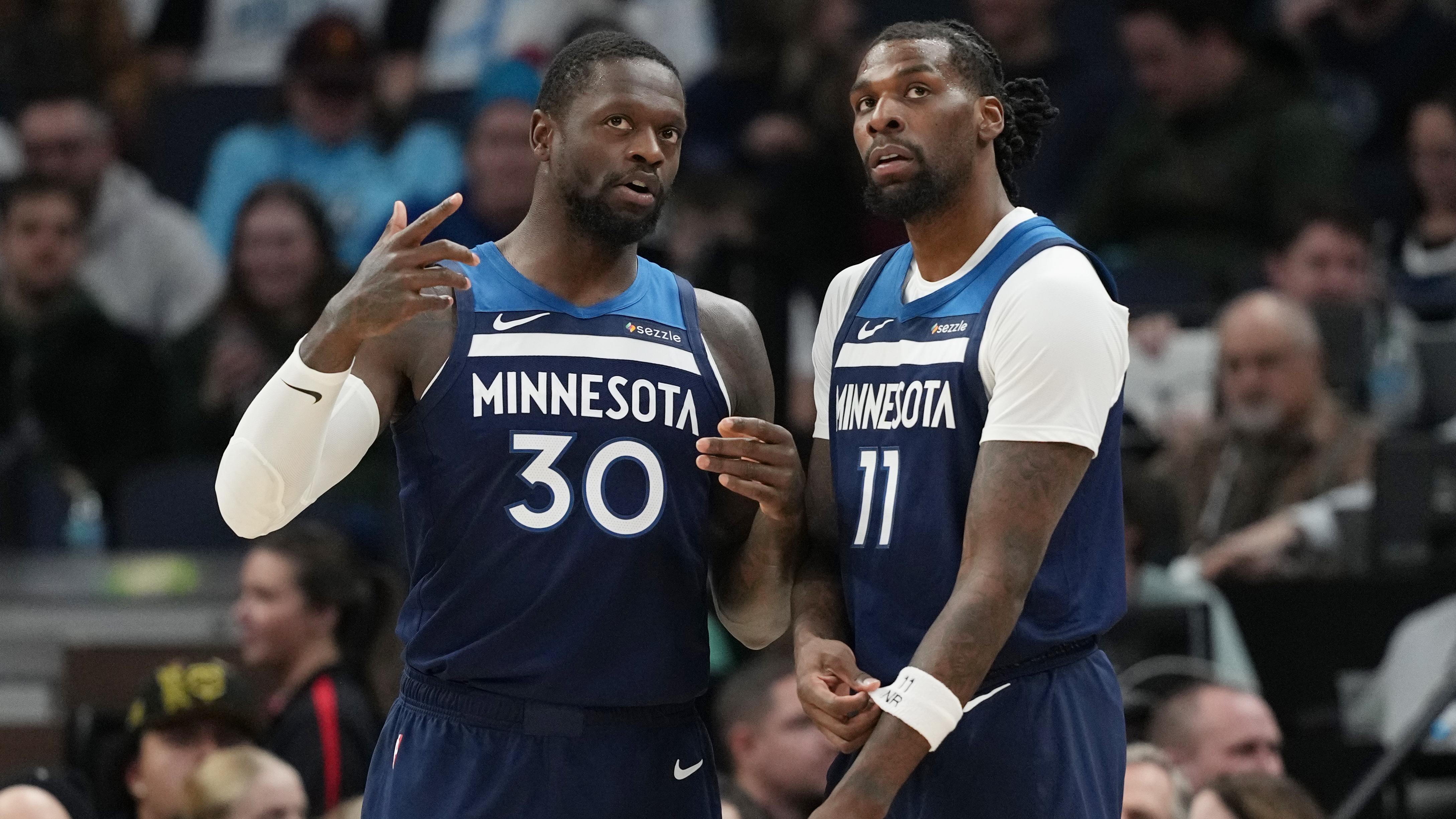 Los Angeles Lakers v Minnesota Timberwolves