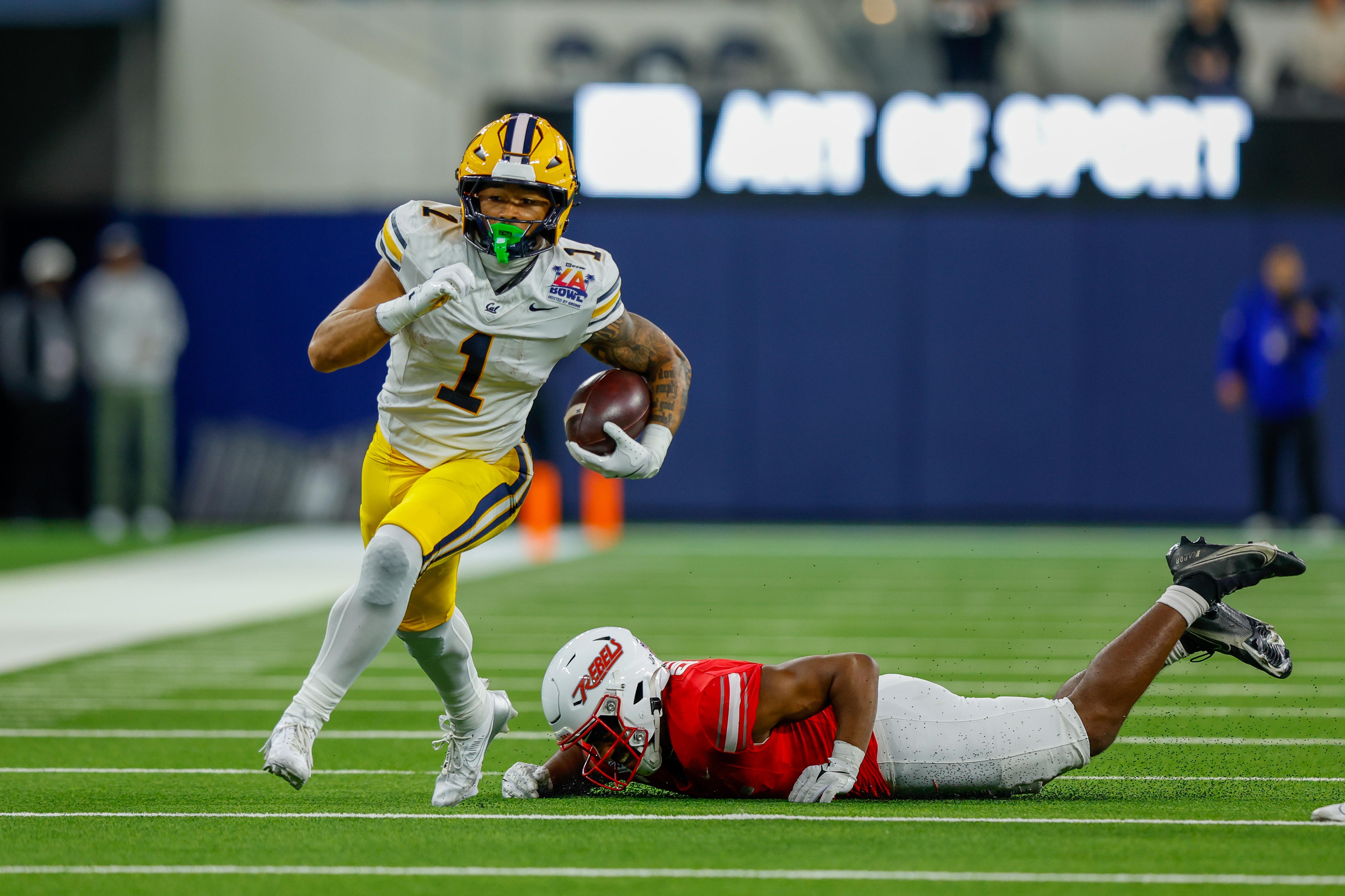 COLLEGE FOOTBALL: DEC 18 Art of Sport LA Bowl - Cal vs UNLV