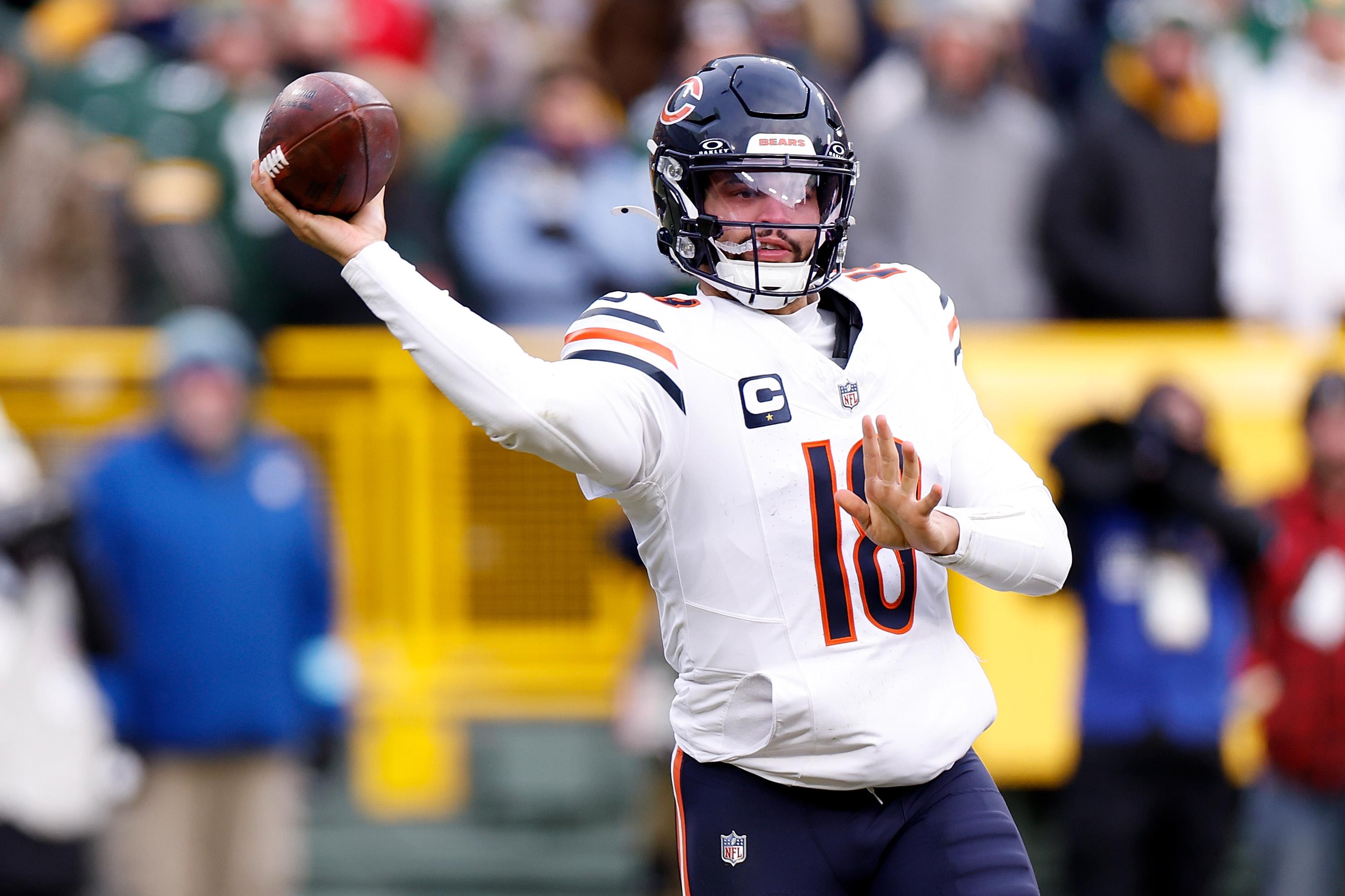 Chicago Bears v Green Bay Packers