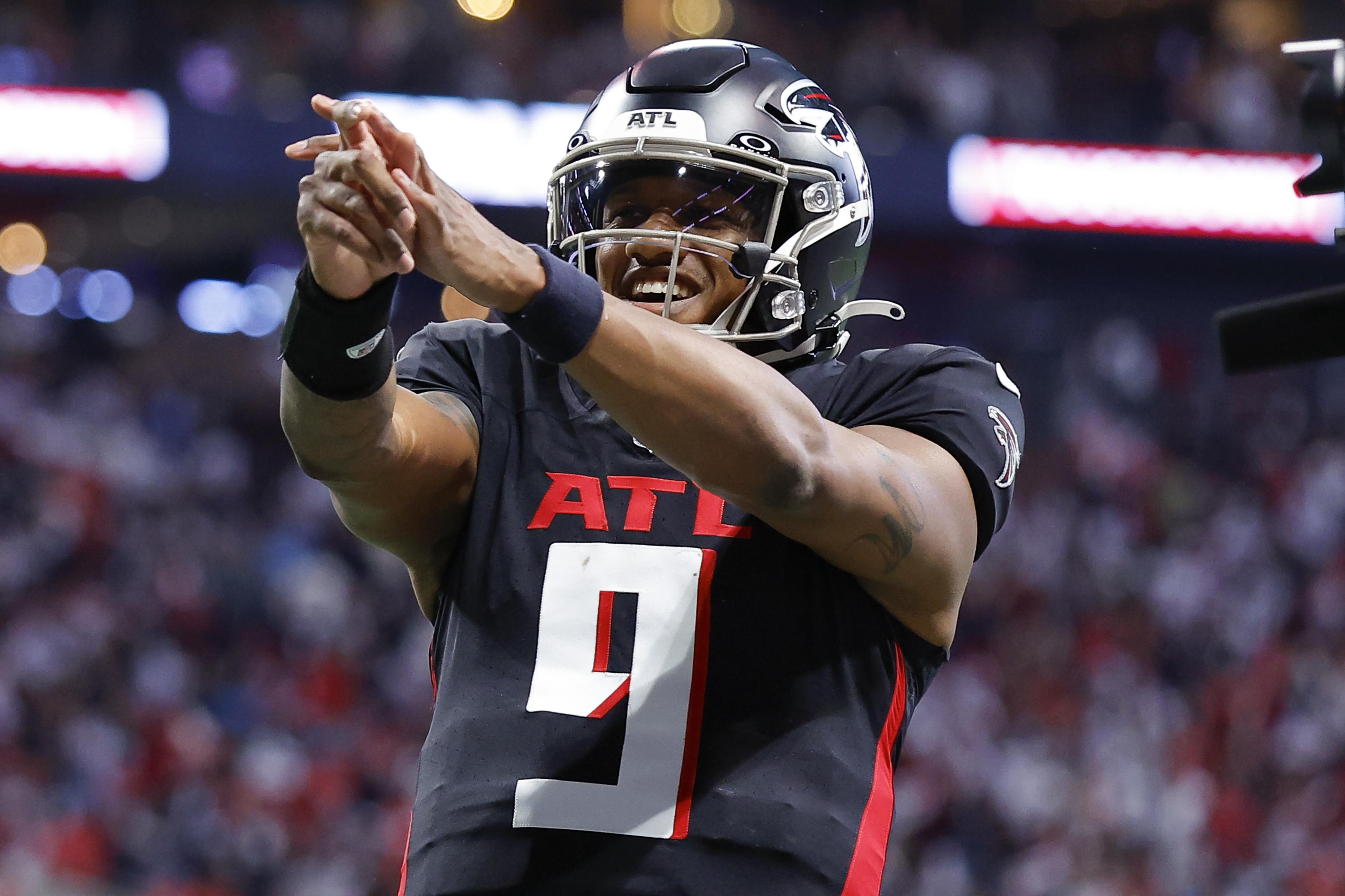 Carolina Panthers v Atlanta Falcons