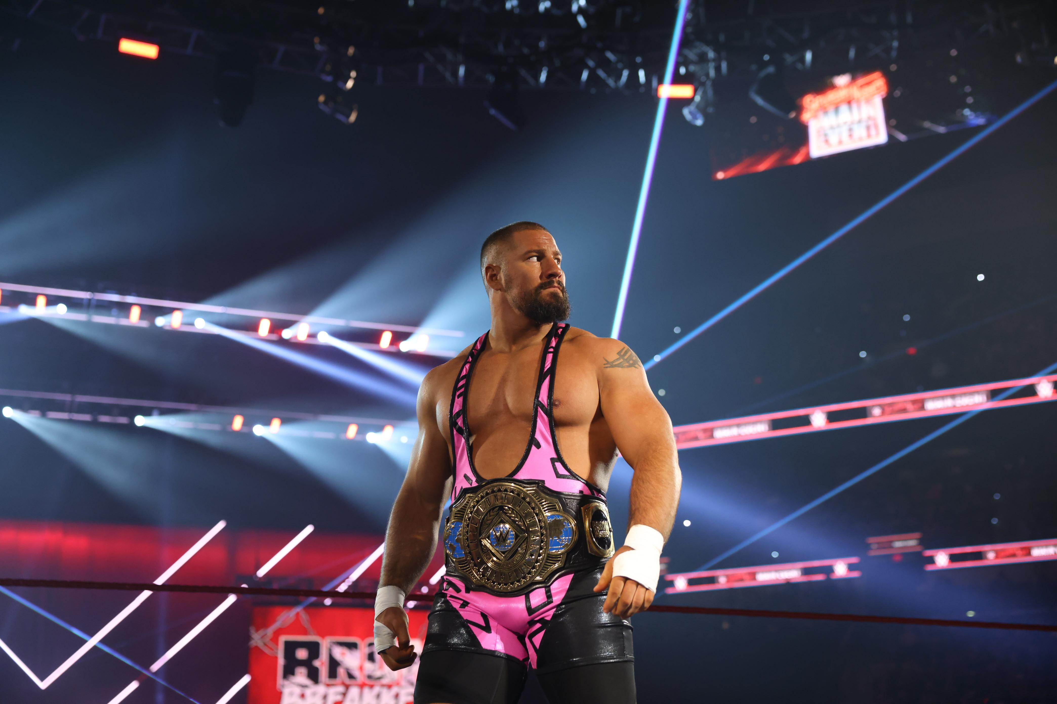 WWE Saturday Night's Main Event