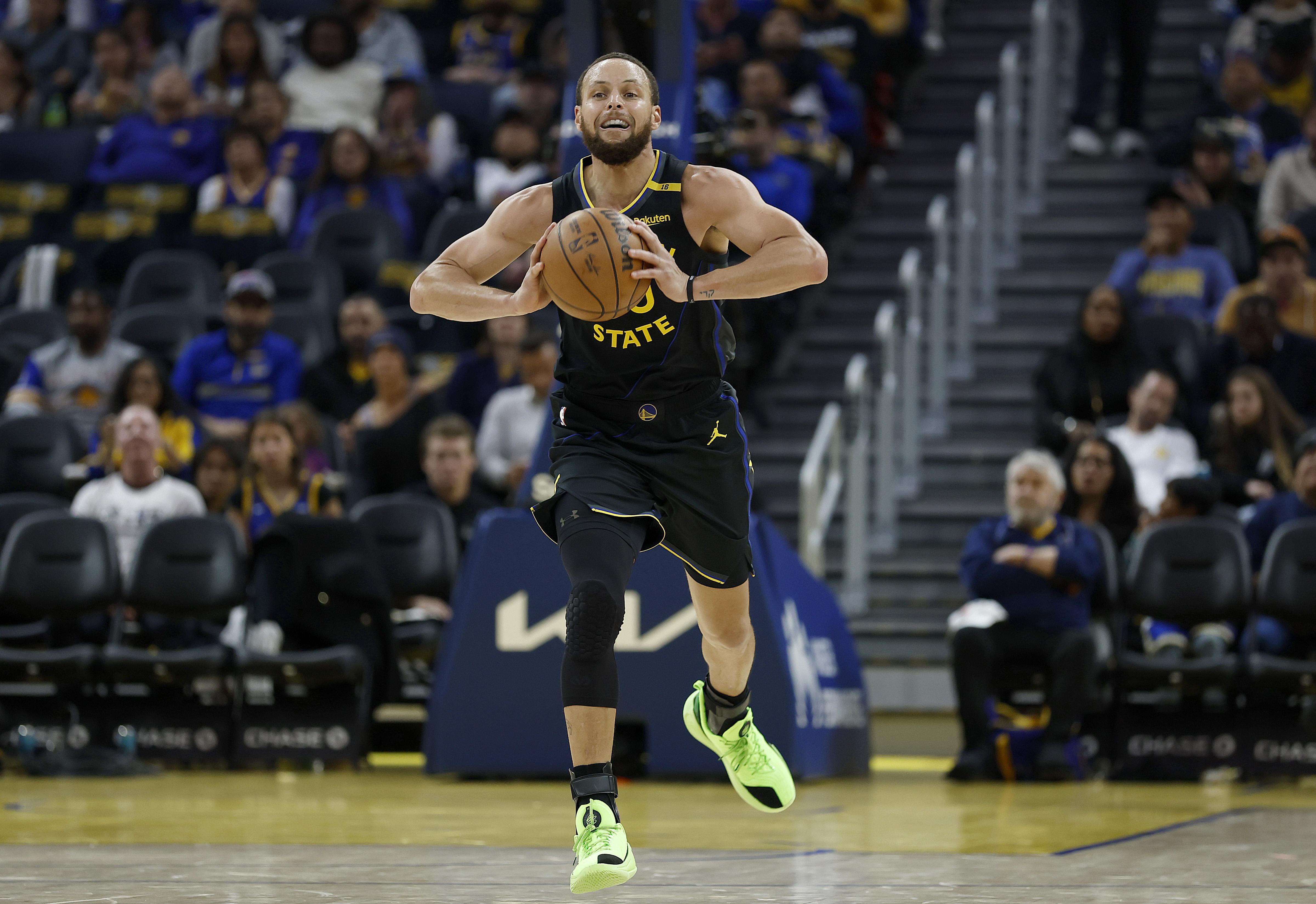 Orlando Magic v Golden State Warriors