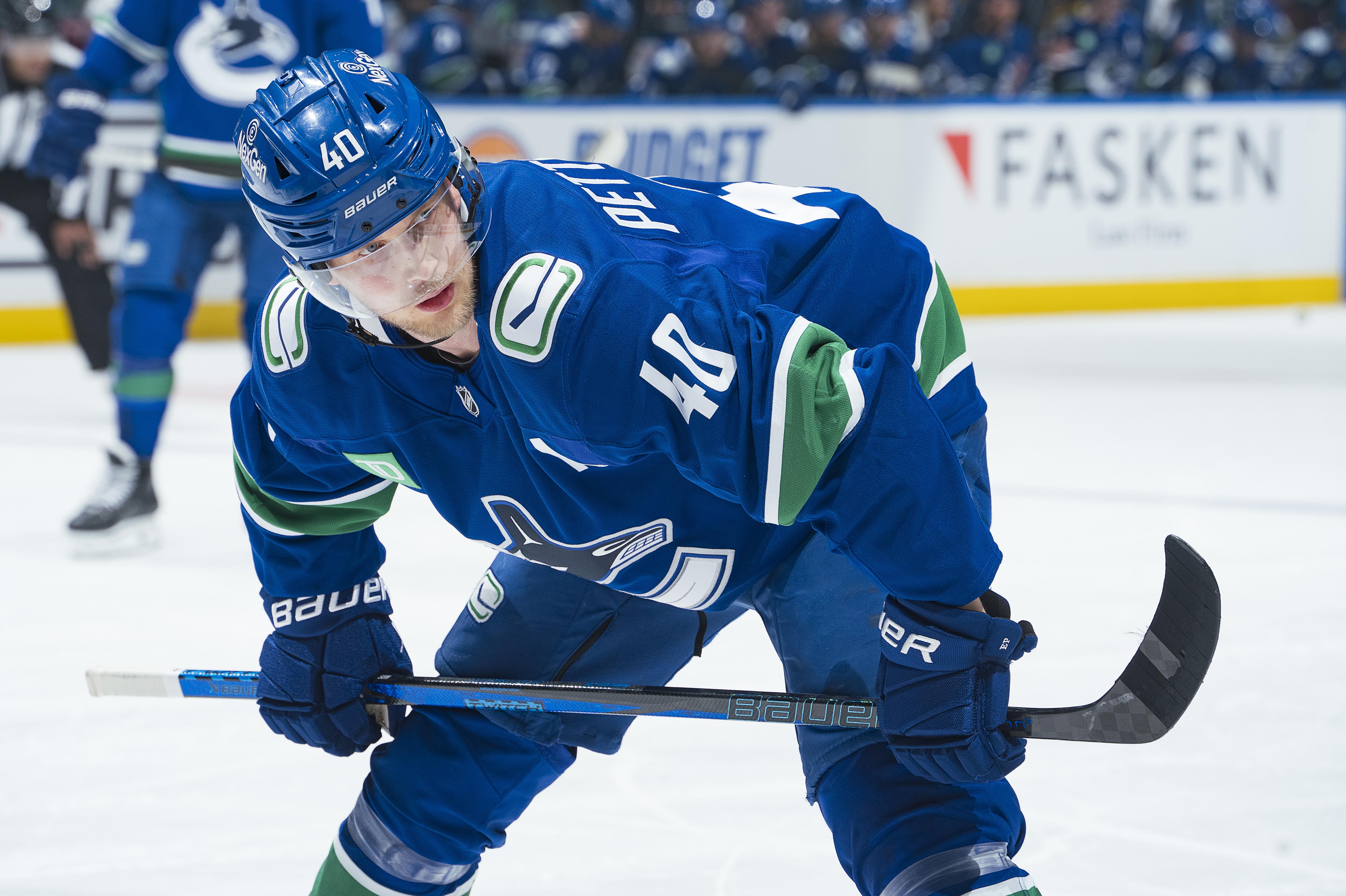Colorado Avalanche v Vancouver Canucks