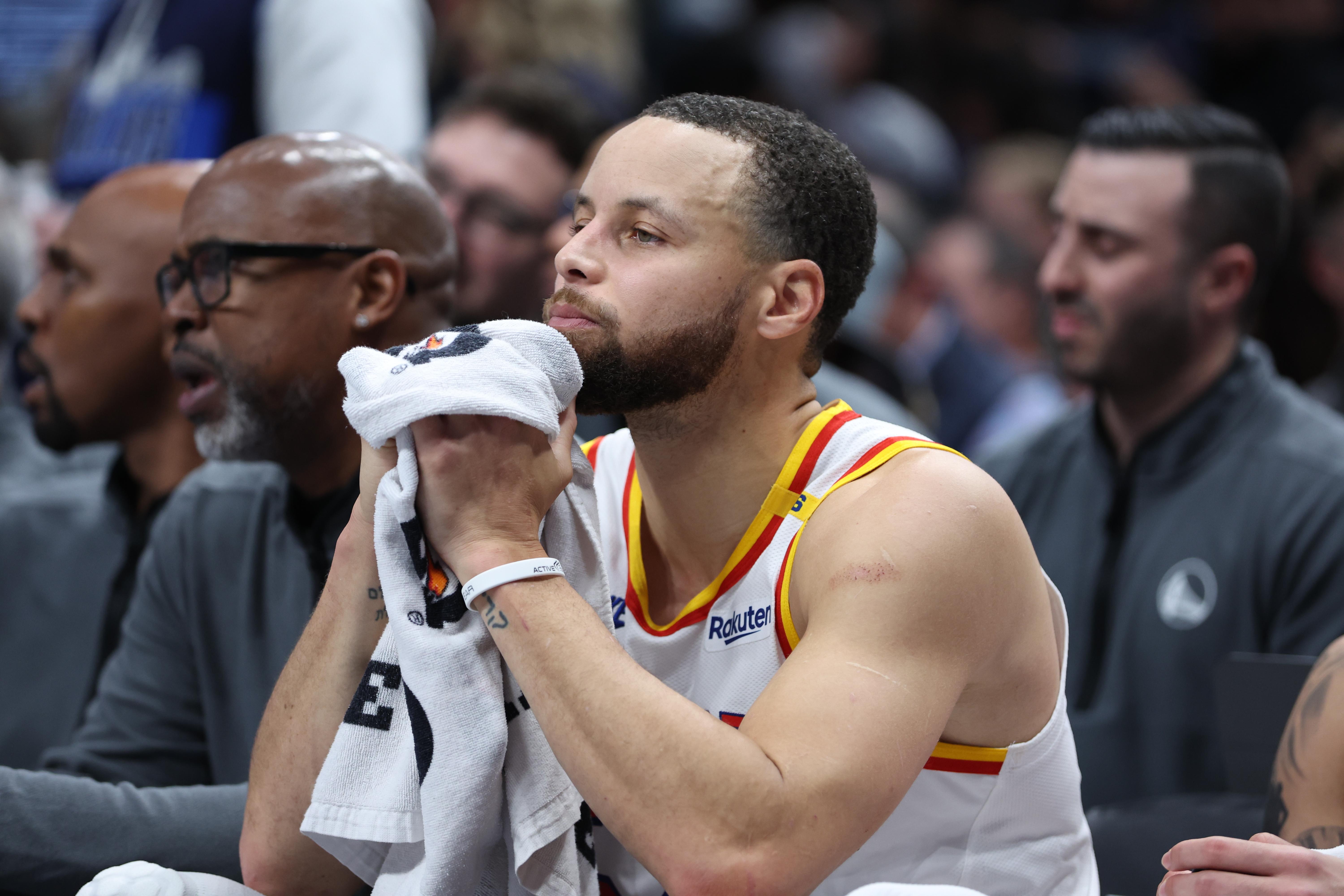 Golden State Warriors v Dallas Mavericks