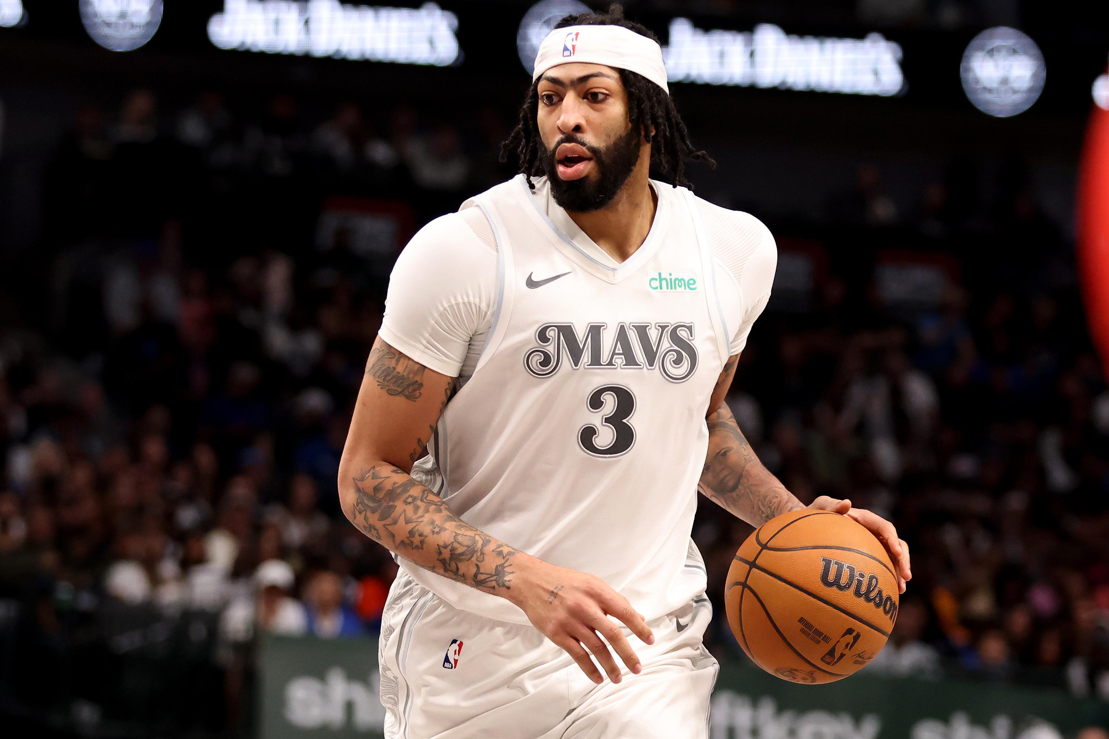 Houston Rockets v Dallas Mavericks