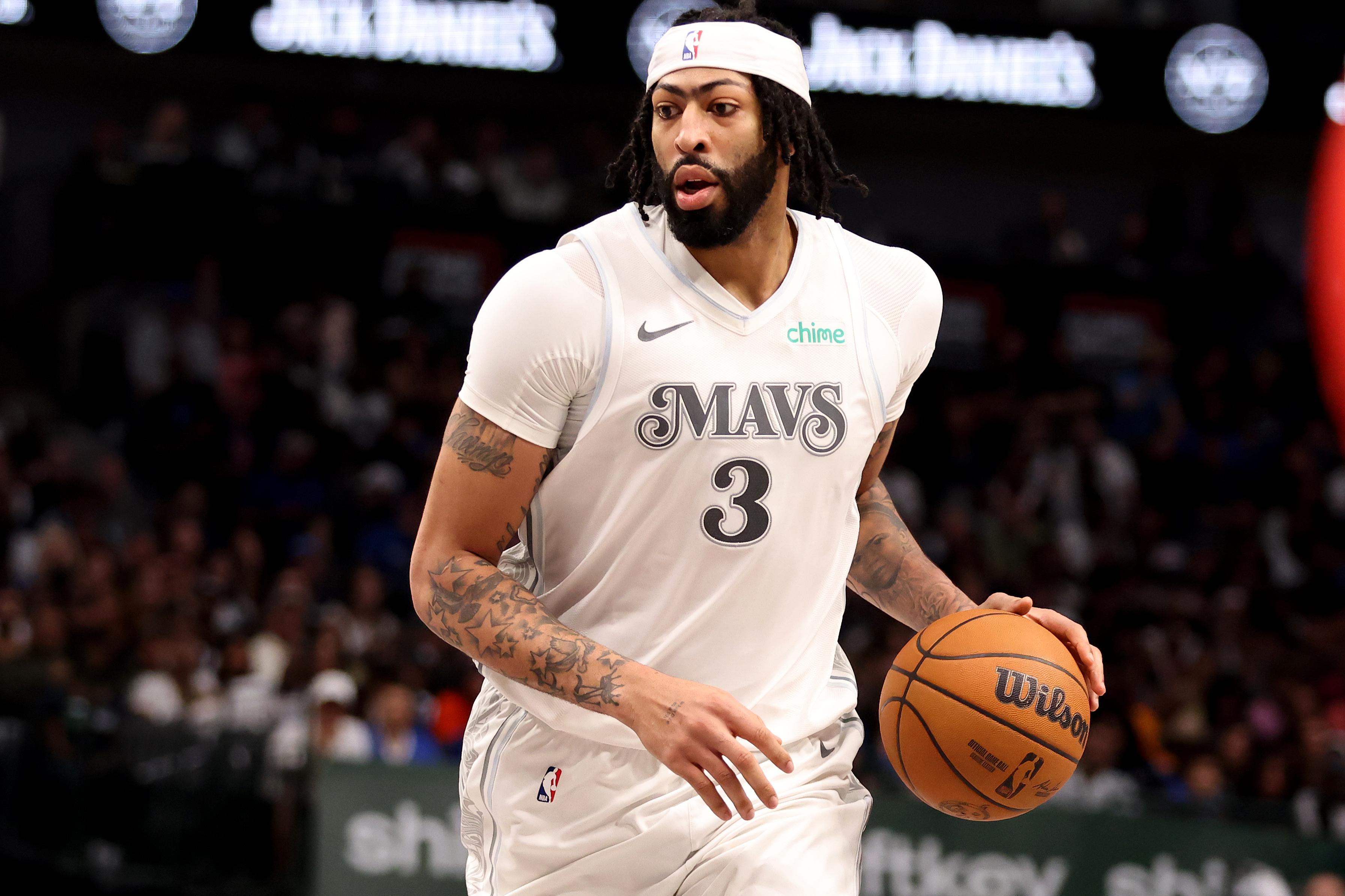 Houston Rockets v Dallas Mavericks