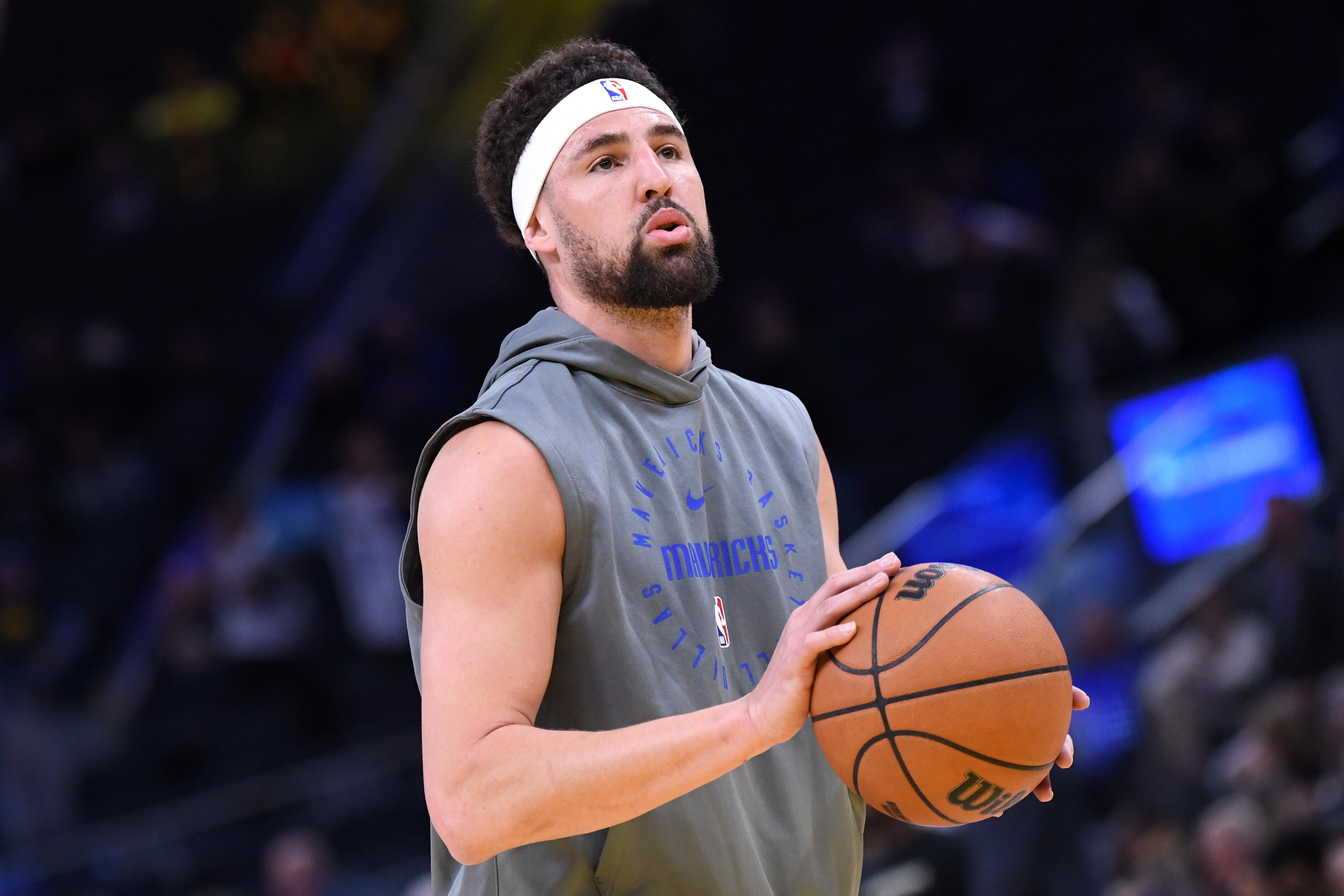 Dallas Mavericks v Golden State Warriors