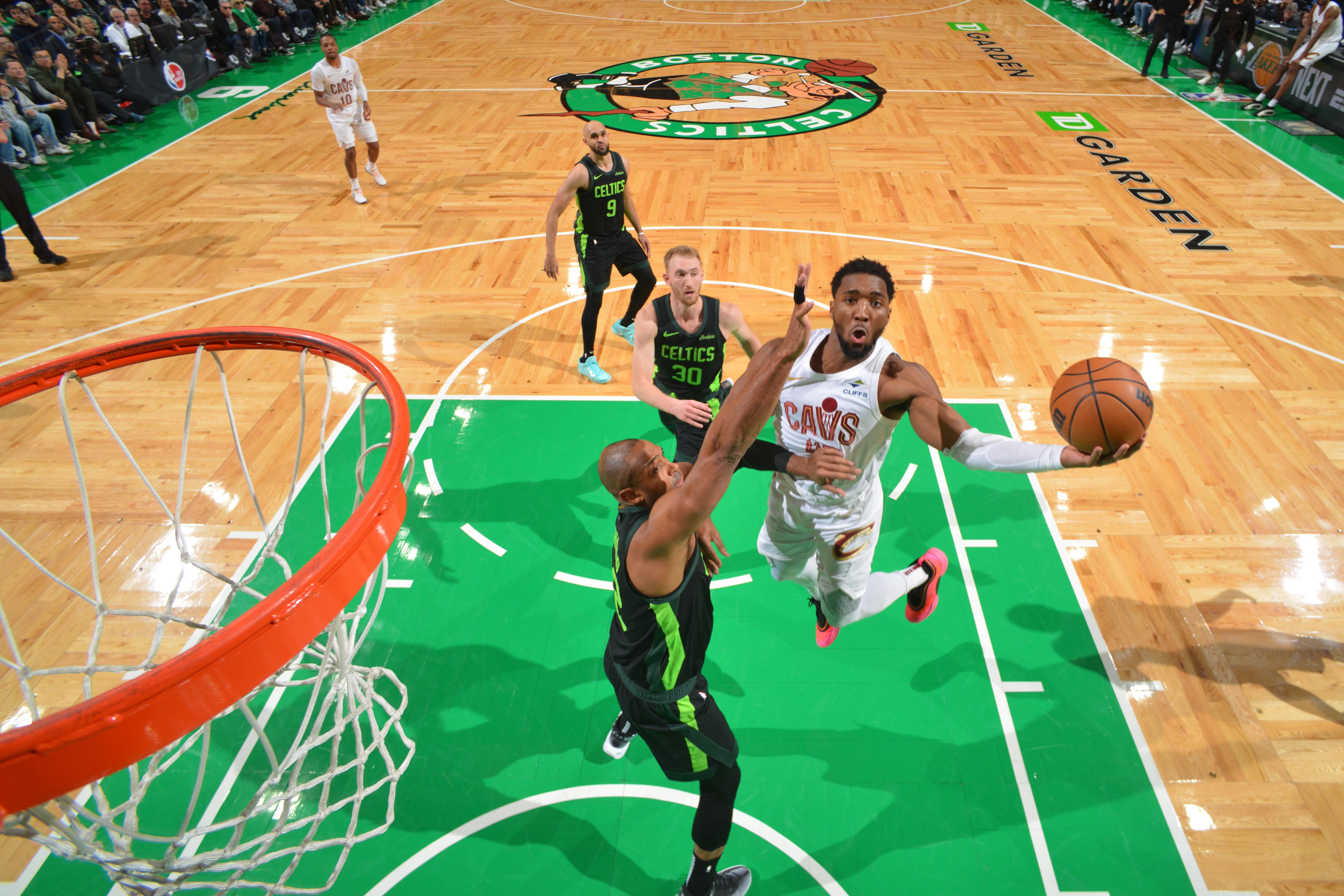Cleveland Cavaliers v Boston Celtics