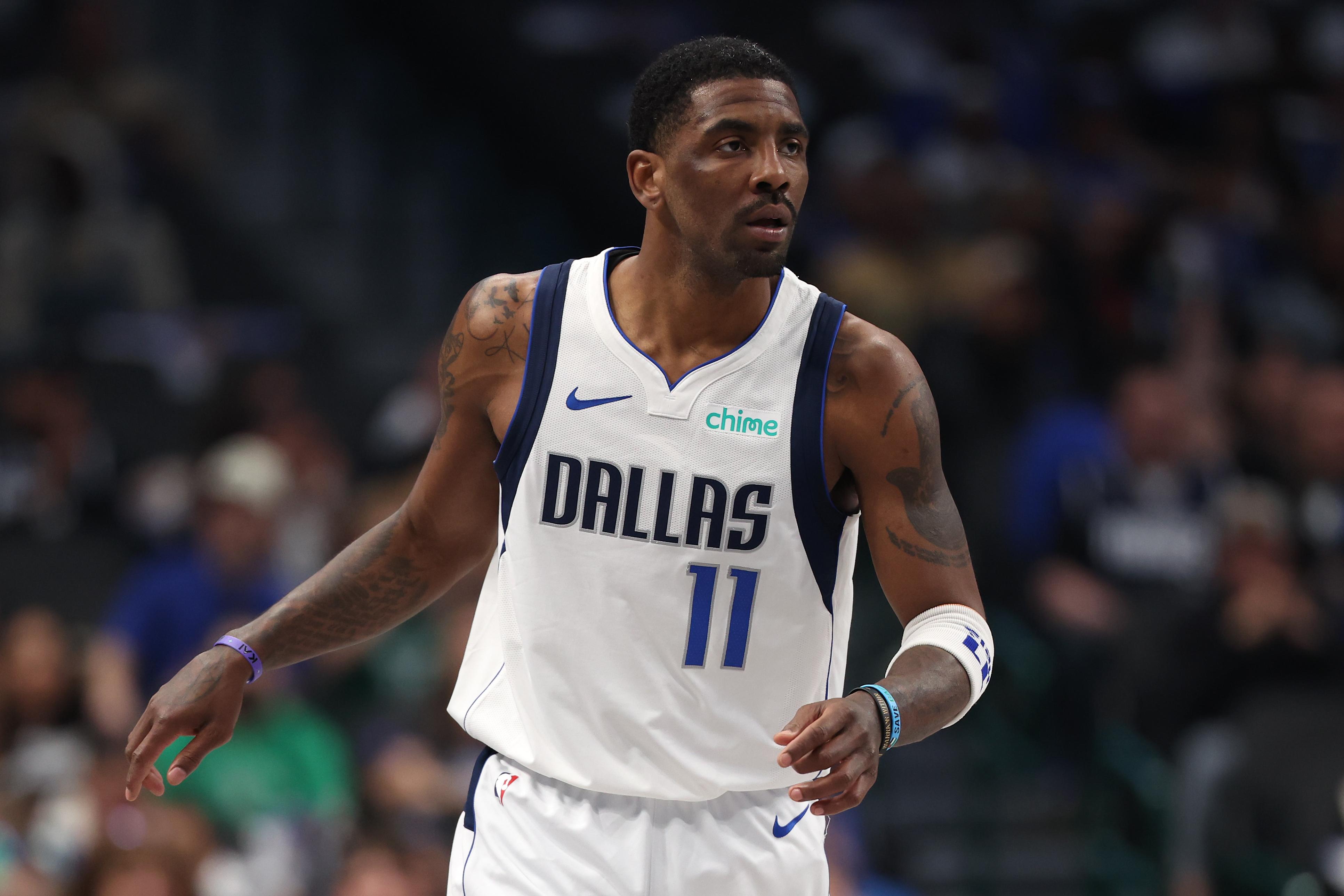 Charlotte Hornets v Dallas Mavericks