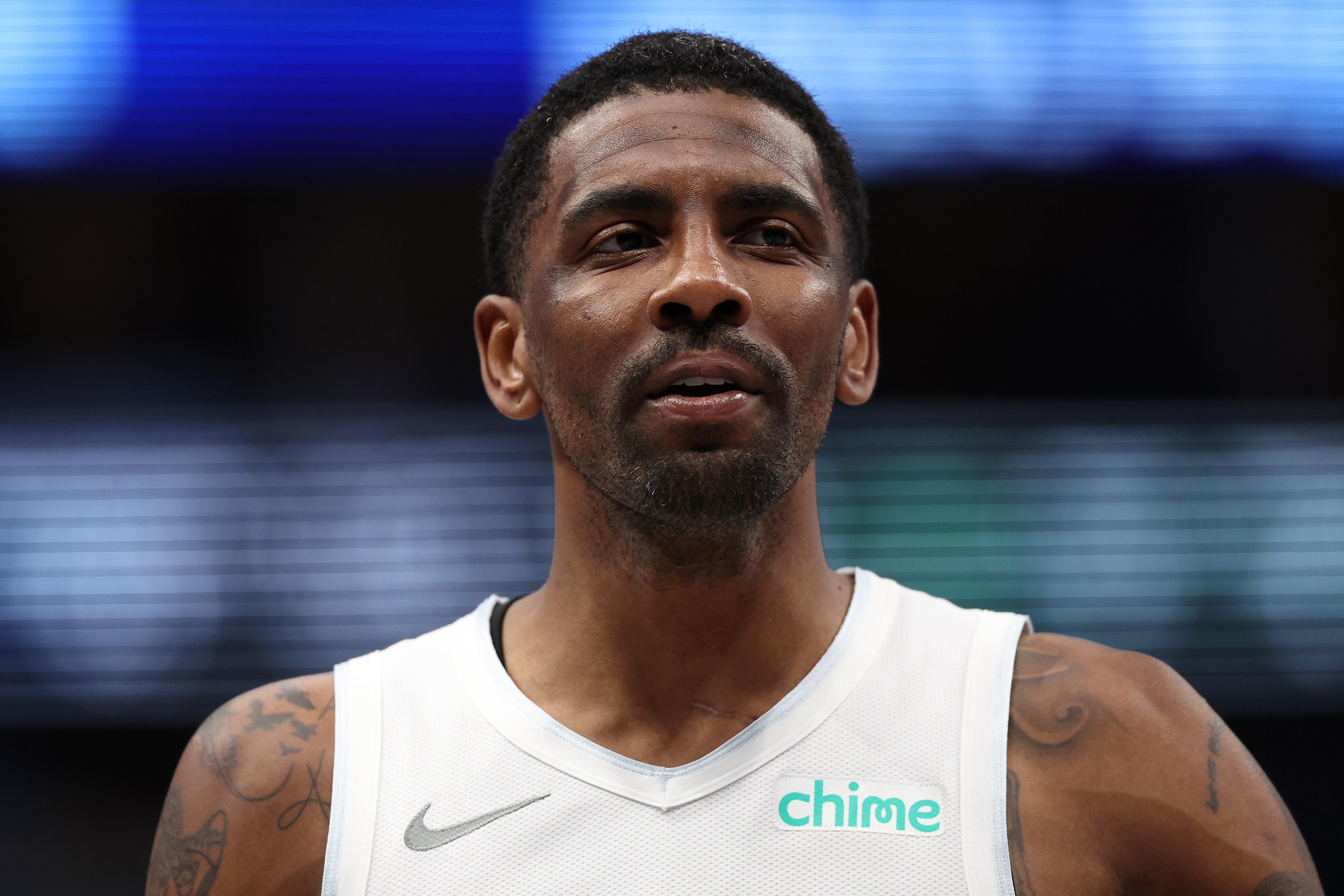 Milwaukee Bucks v Dallas Mavericks