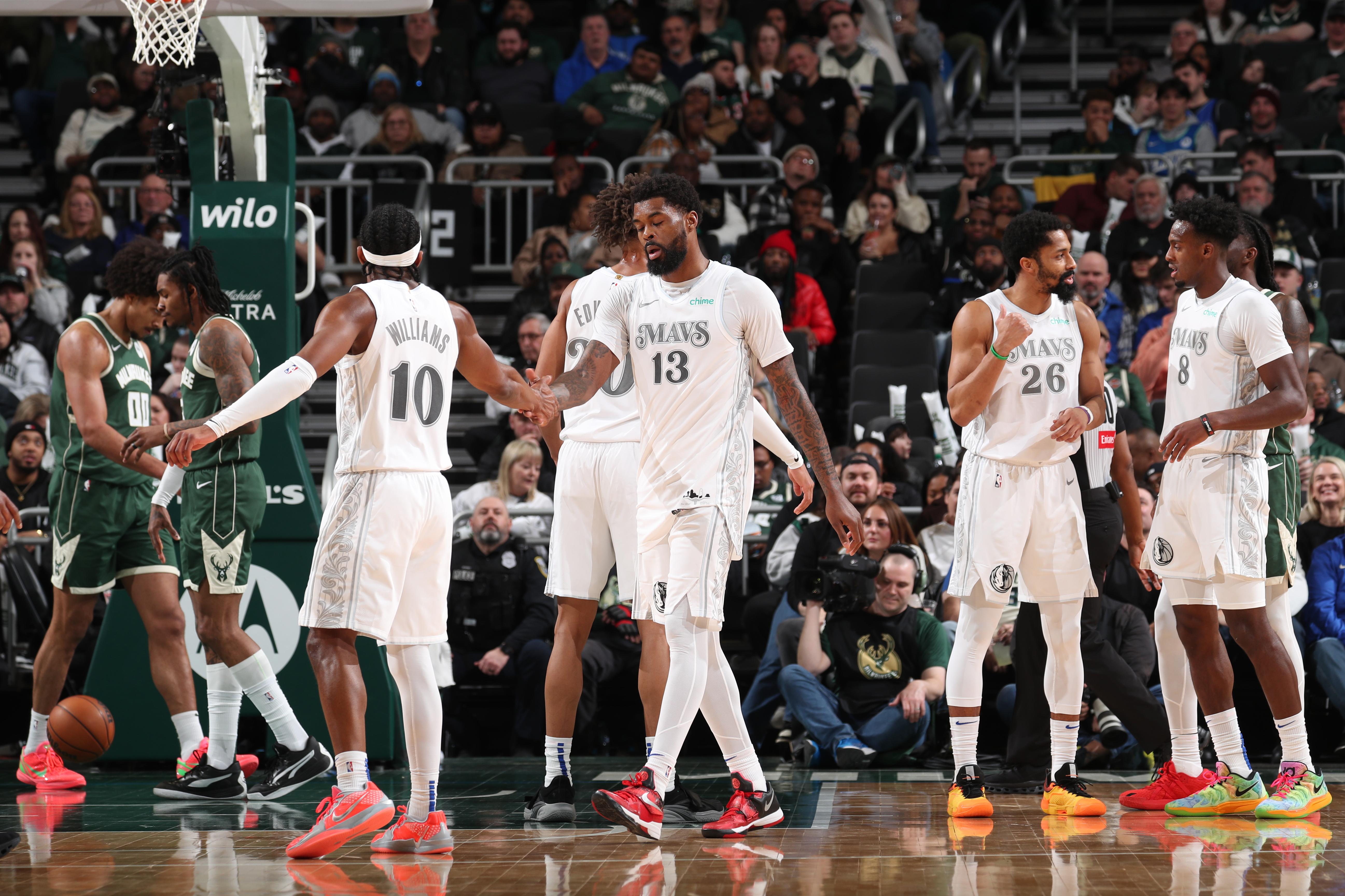 Dallas Mavericks v Milwaukee Bucks