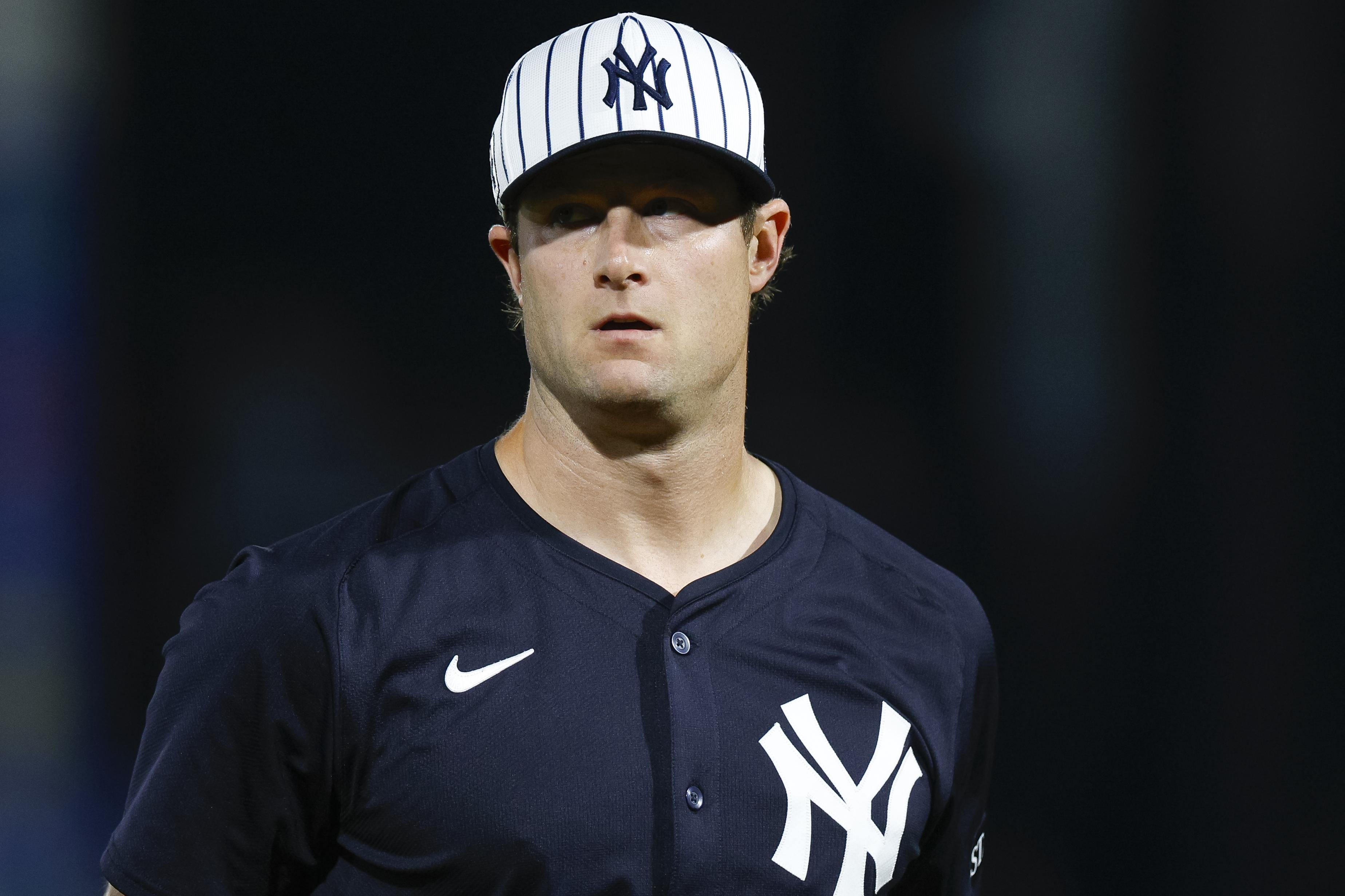 Toronto Blue Jays v New York Yankees