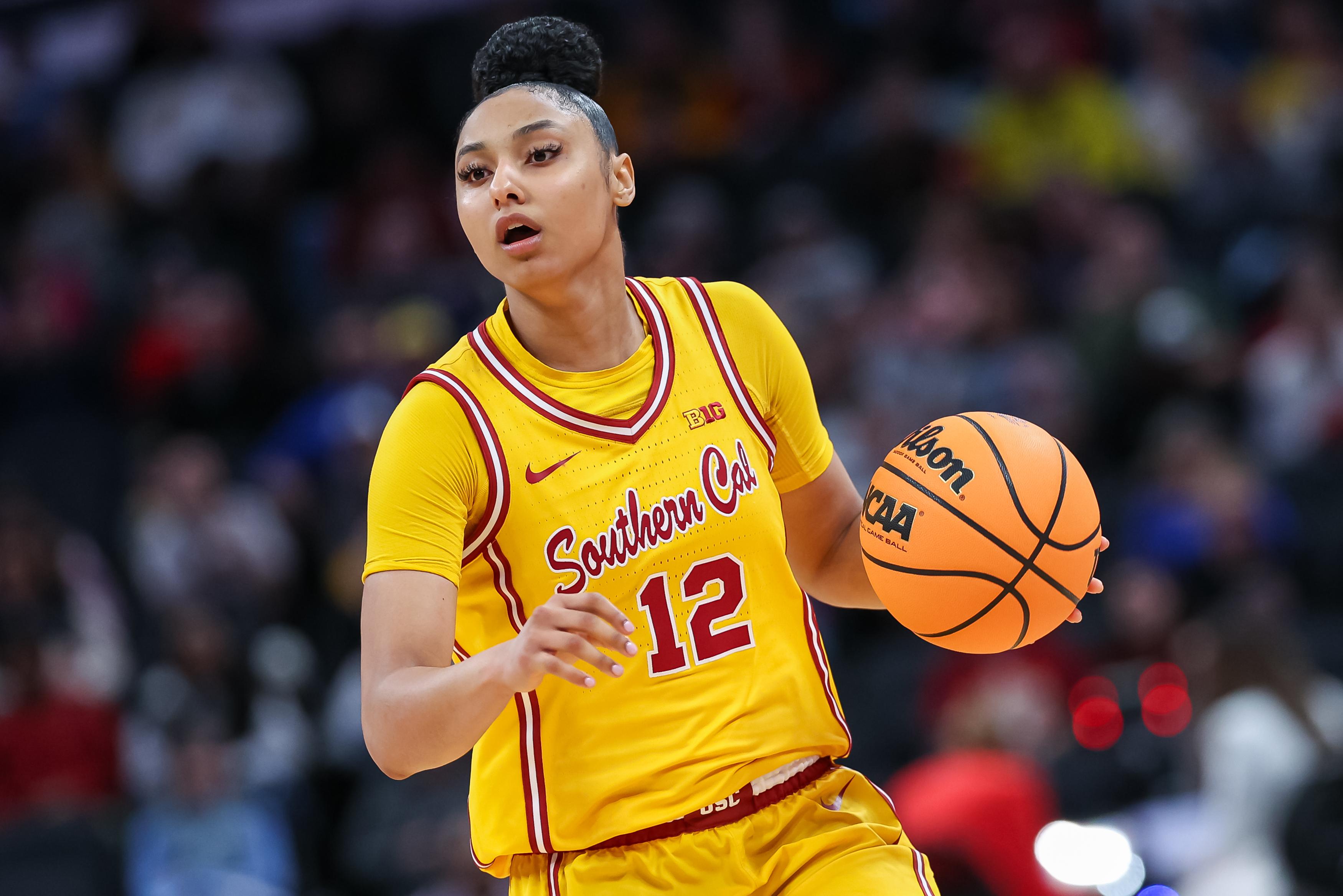 Michigan v USC