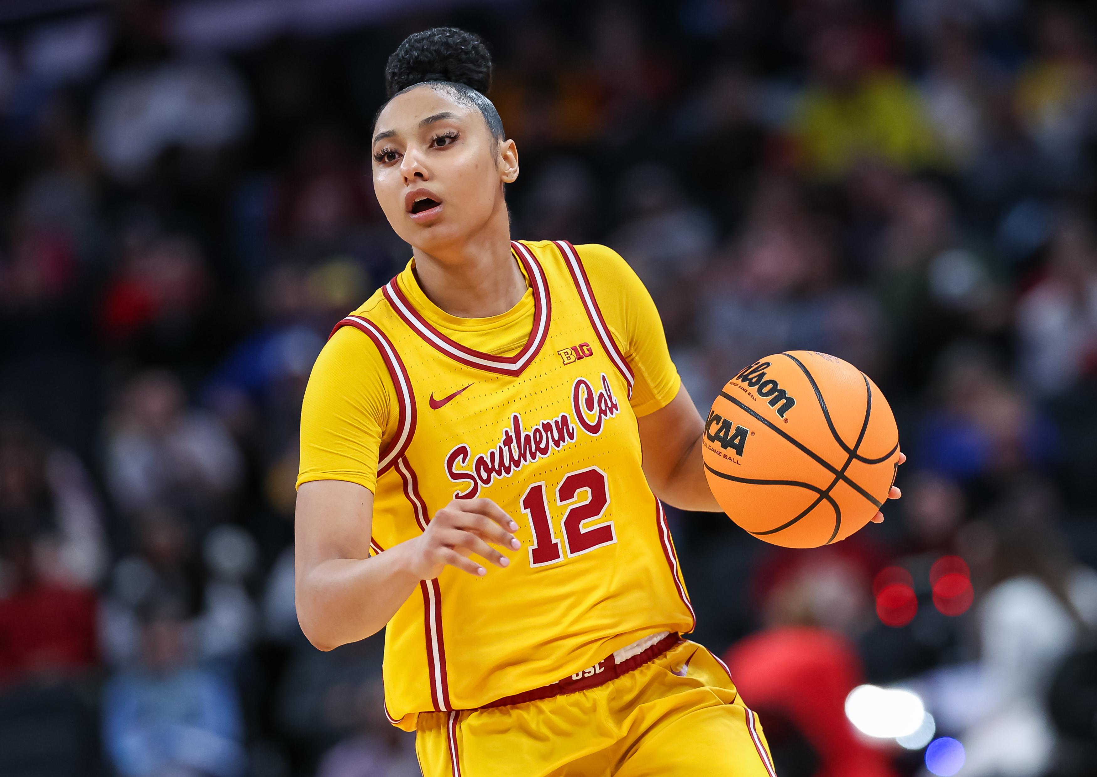 Michigan v USC