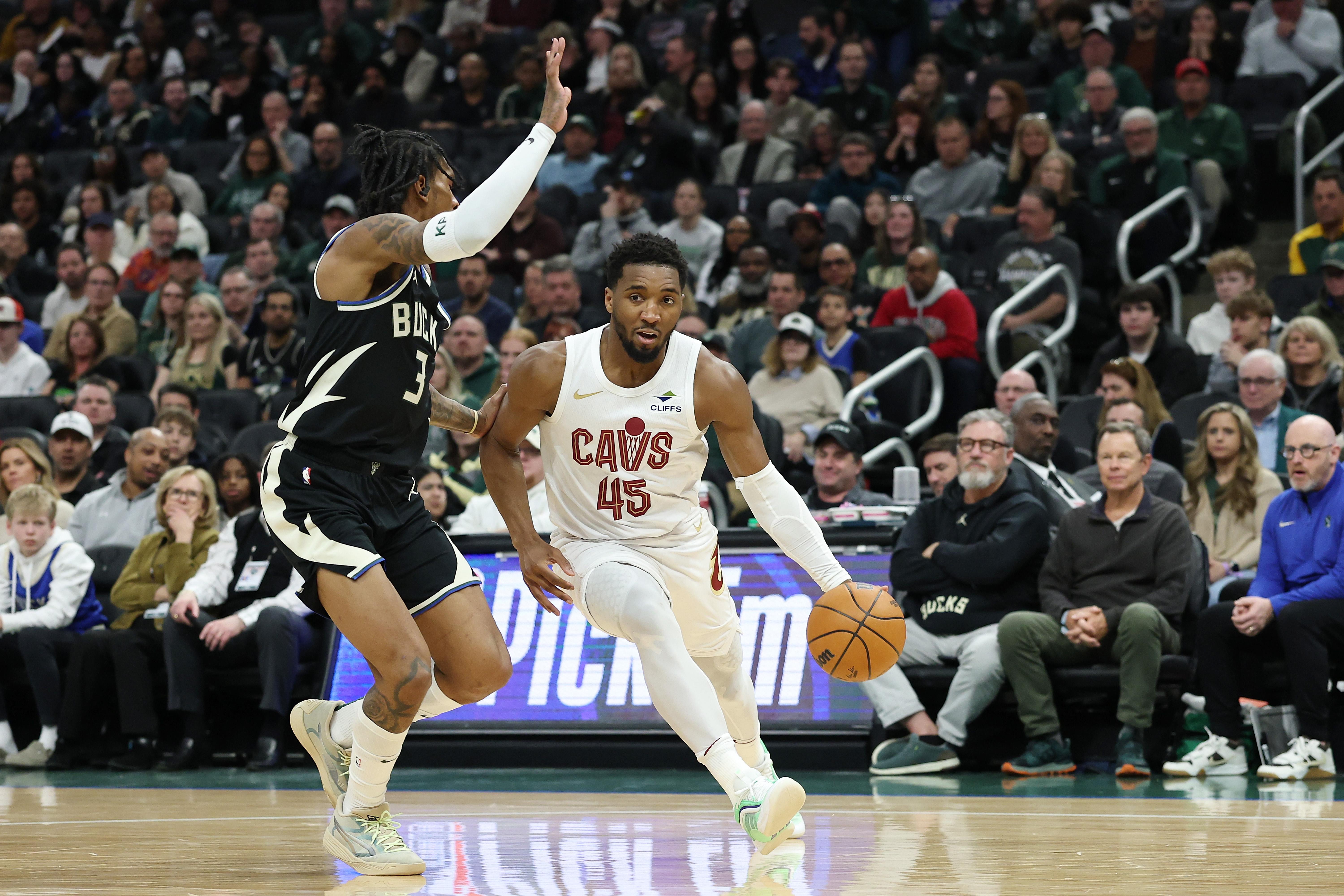 Cleveland Cavaliers v Milwaukee Bucks