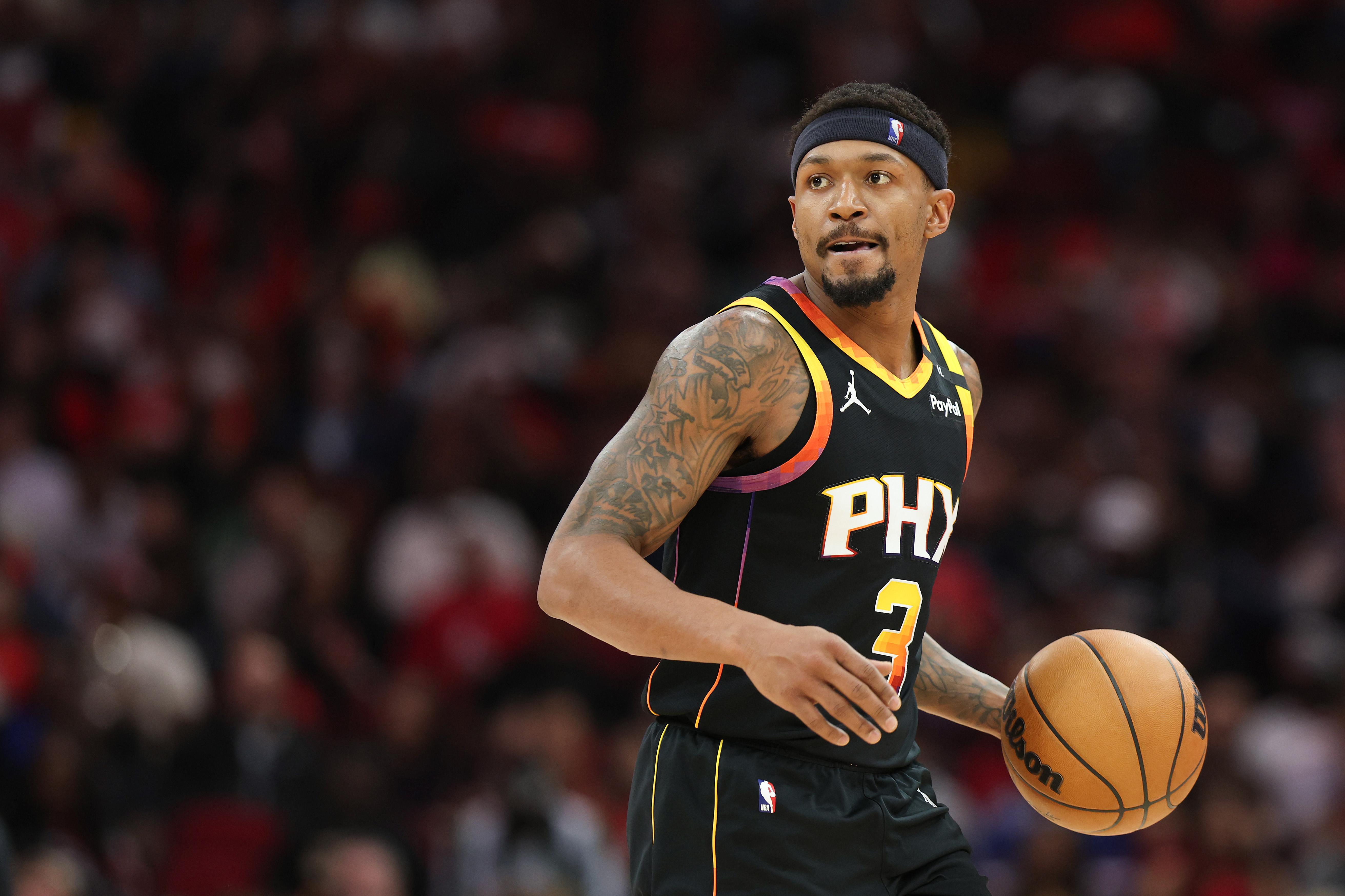 Phoenix Suns v Houston Rockets