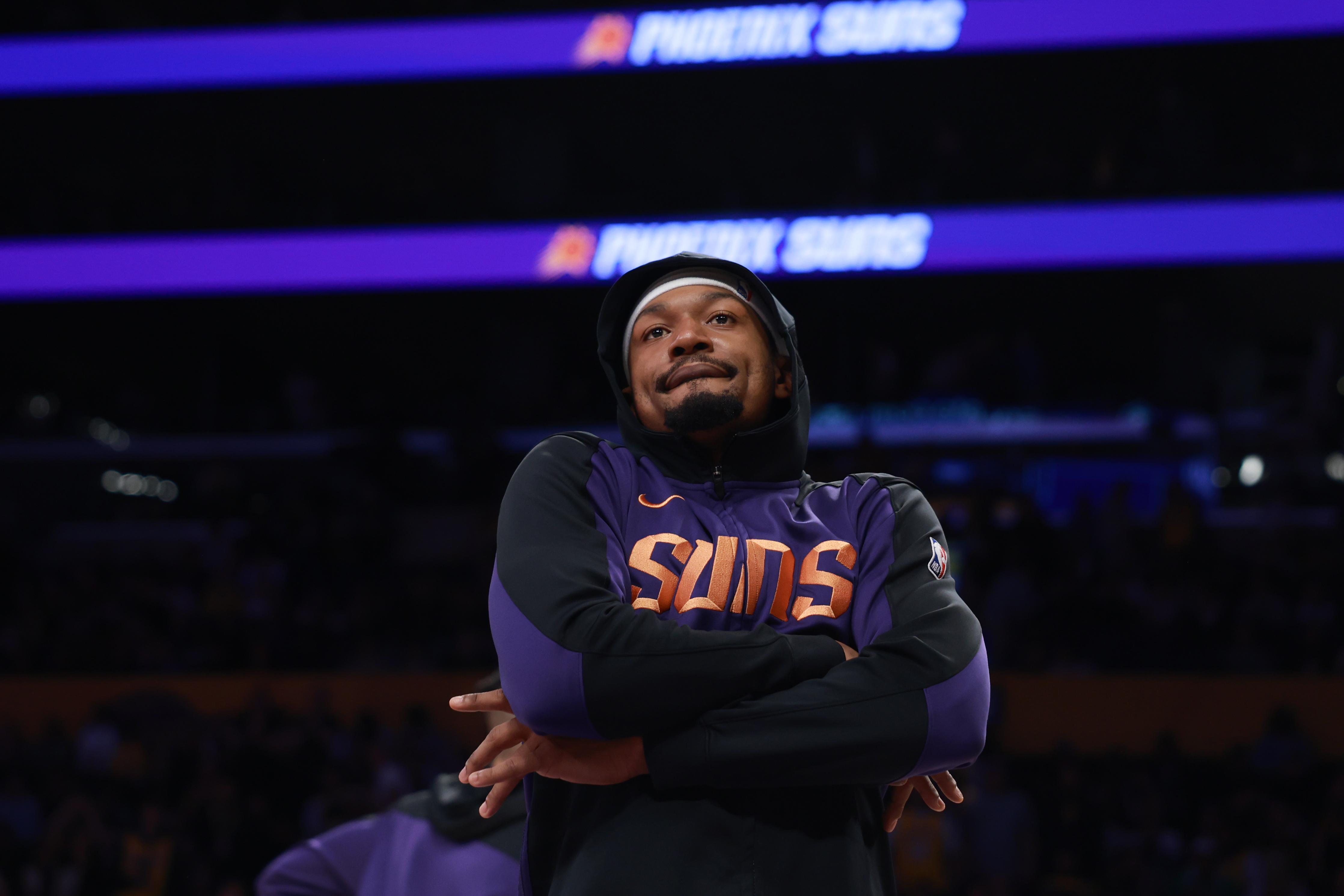 Phoenix Suns v Los Angeles Lakers