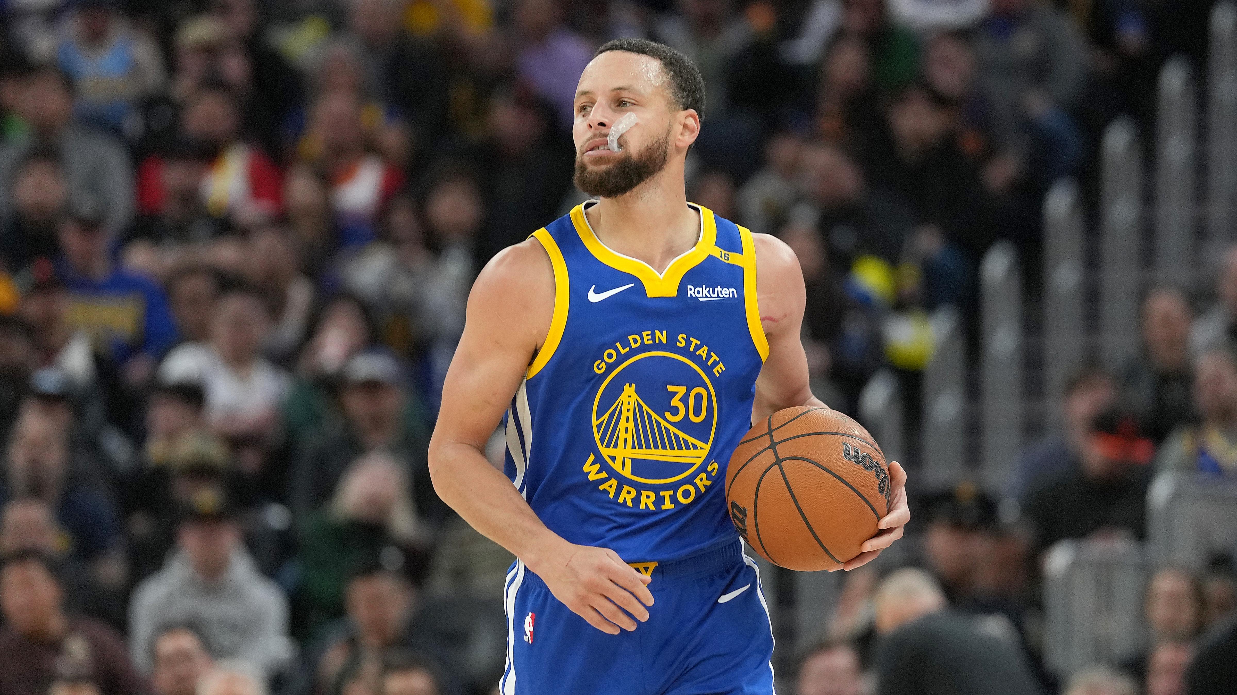 Denver Nuggets v Golden State Warriors