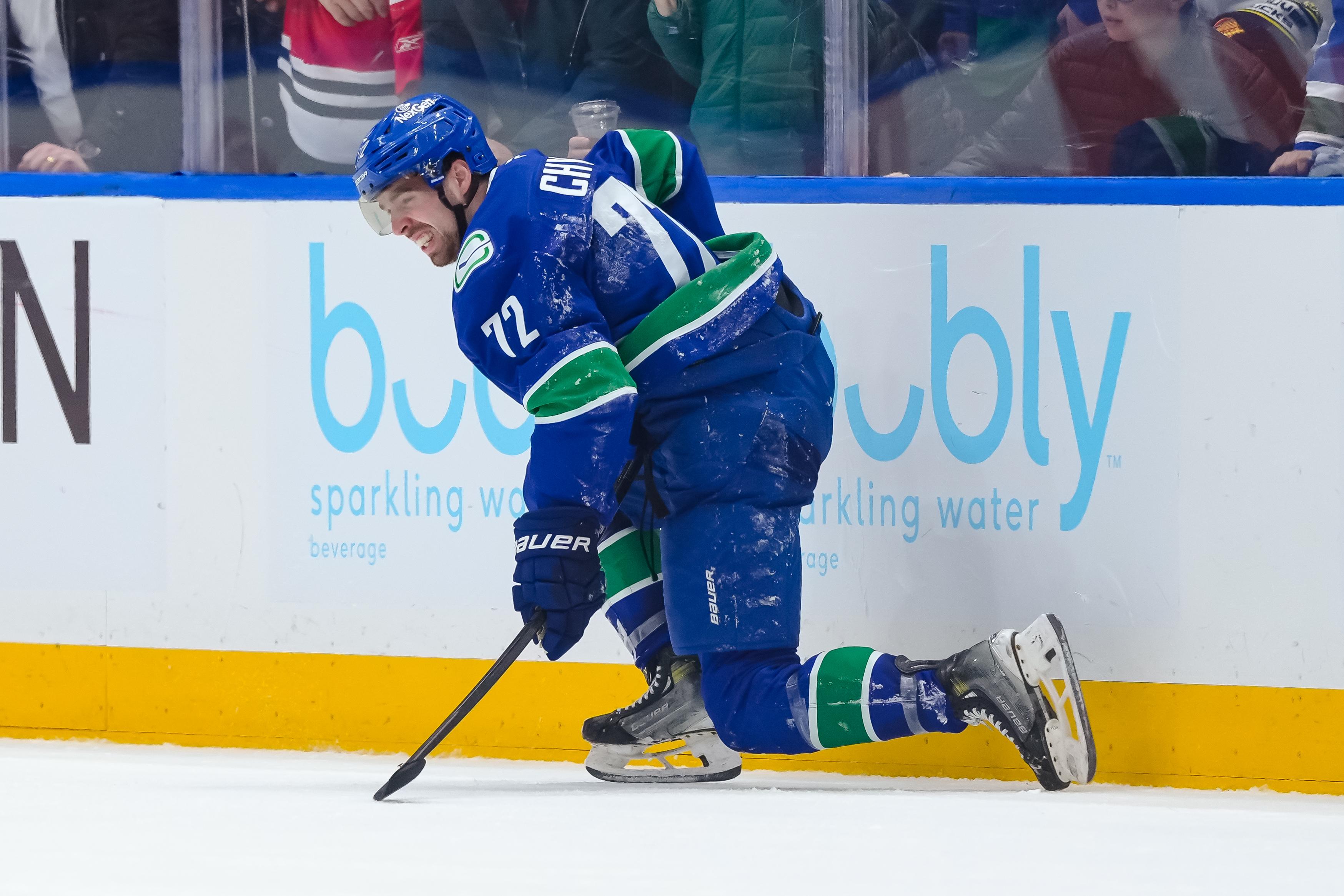 Chicago Blackhawks v Vancouver Canucks
