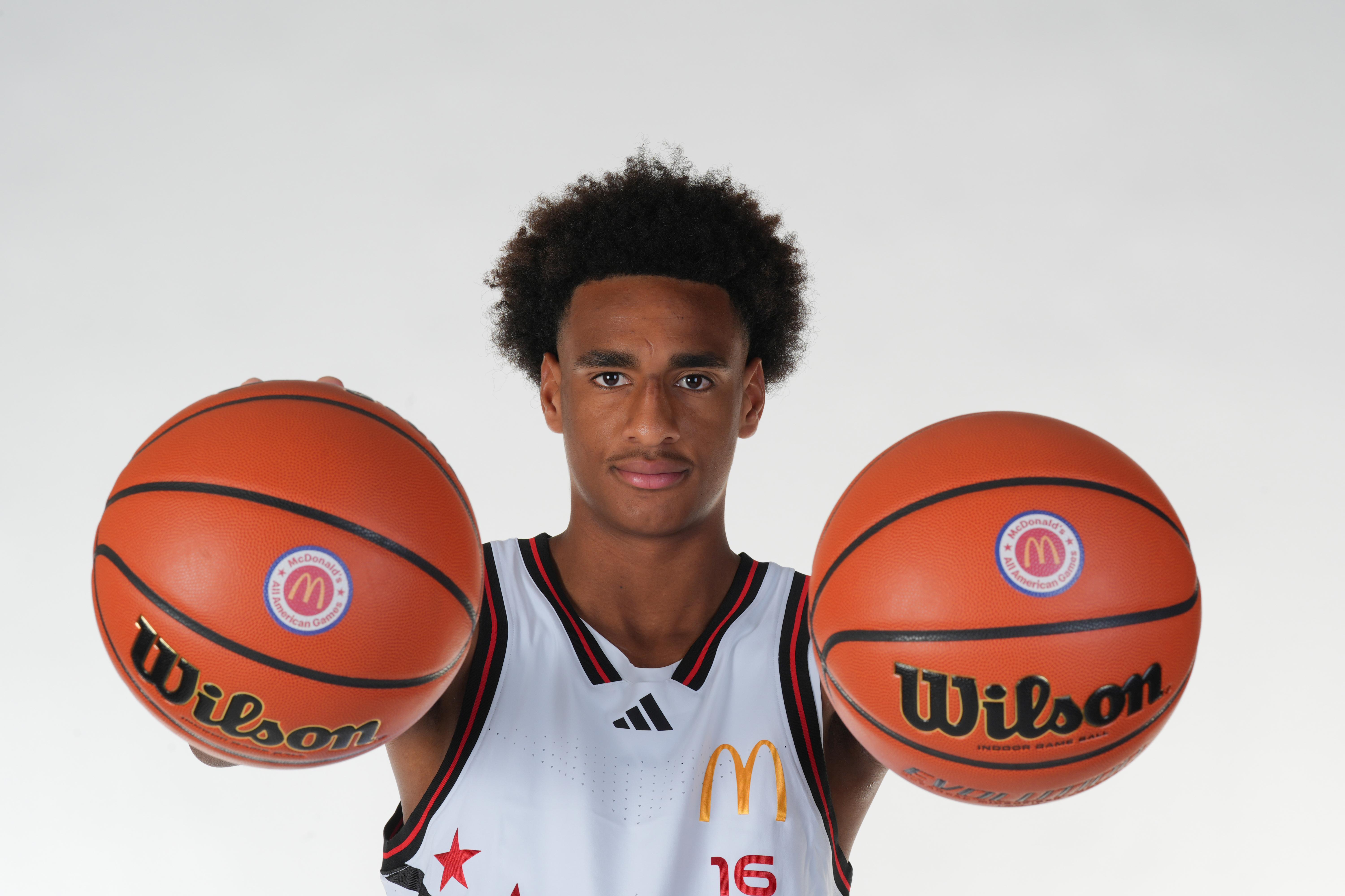 HIGH SCHOOL BASKETBALL: MAR 28 McDonald's  All American Boys Portraits