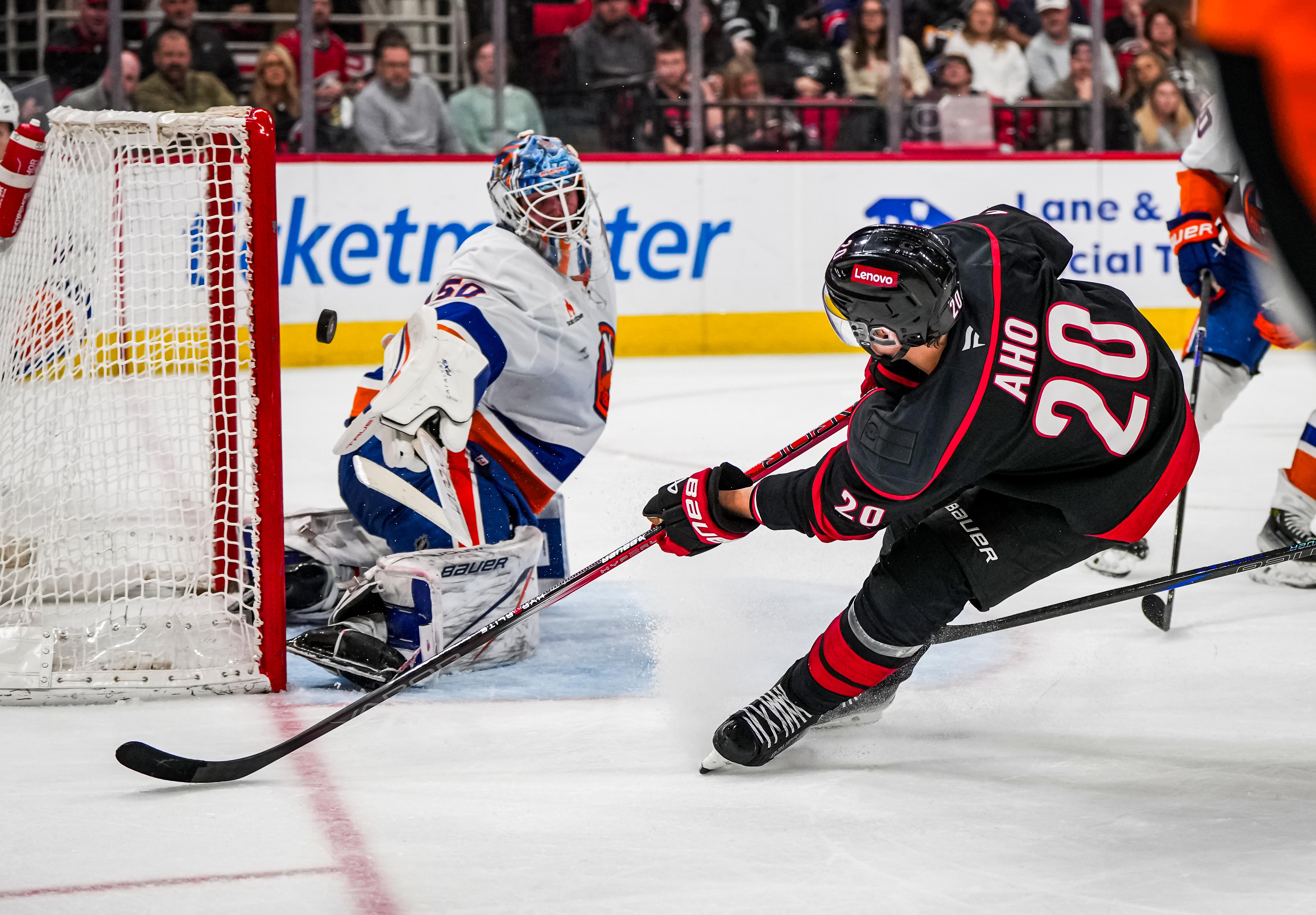 New York Islanders v Carolina Hurricanes