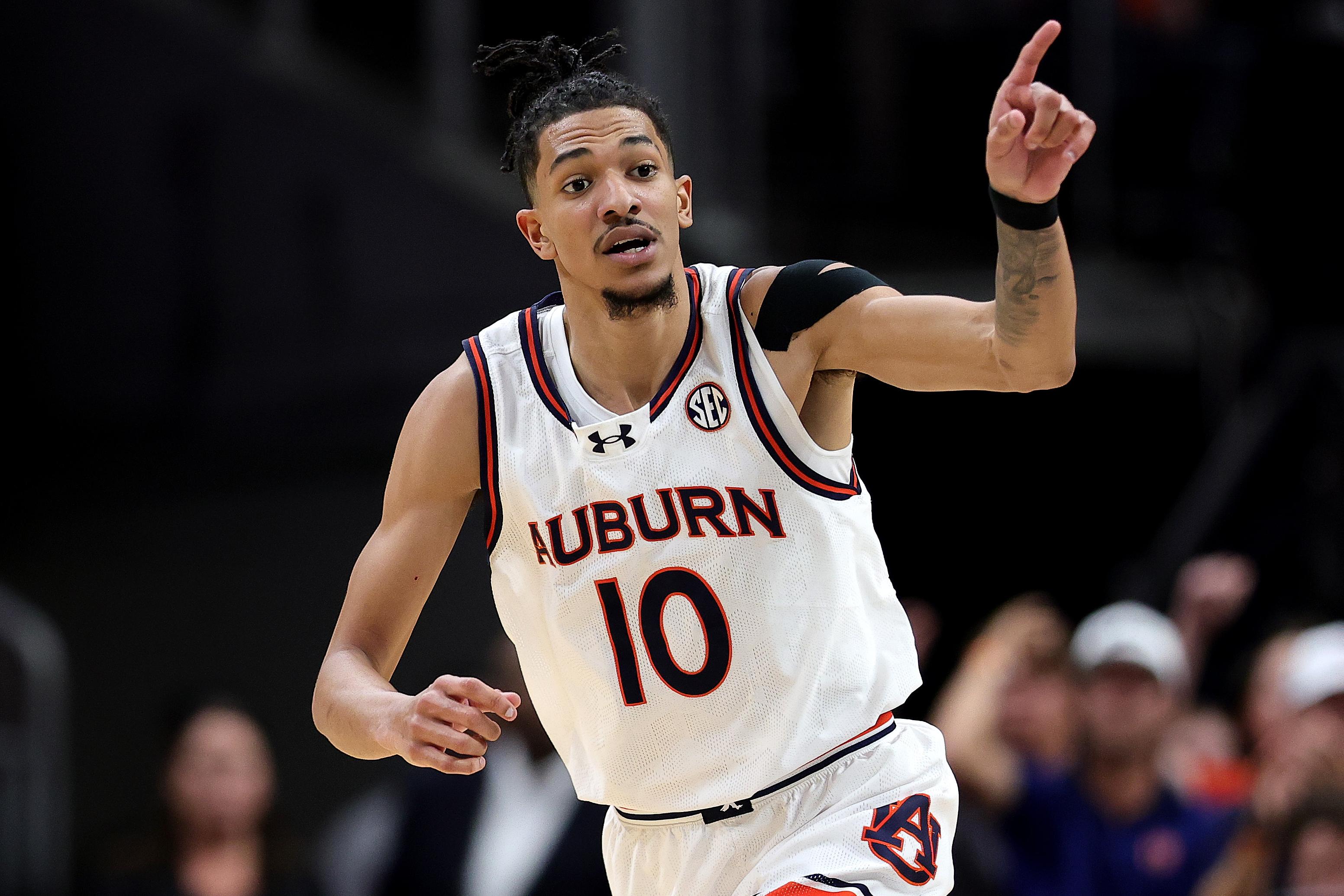 Michigan State v Auburn