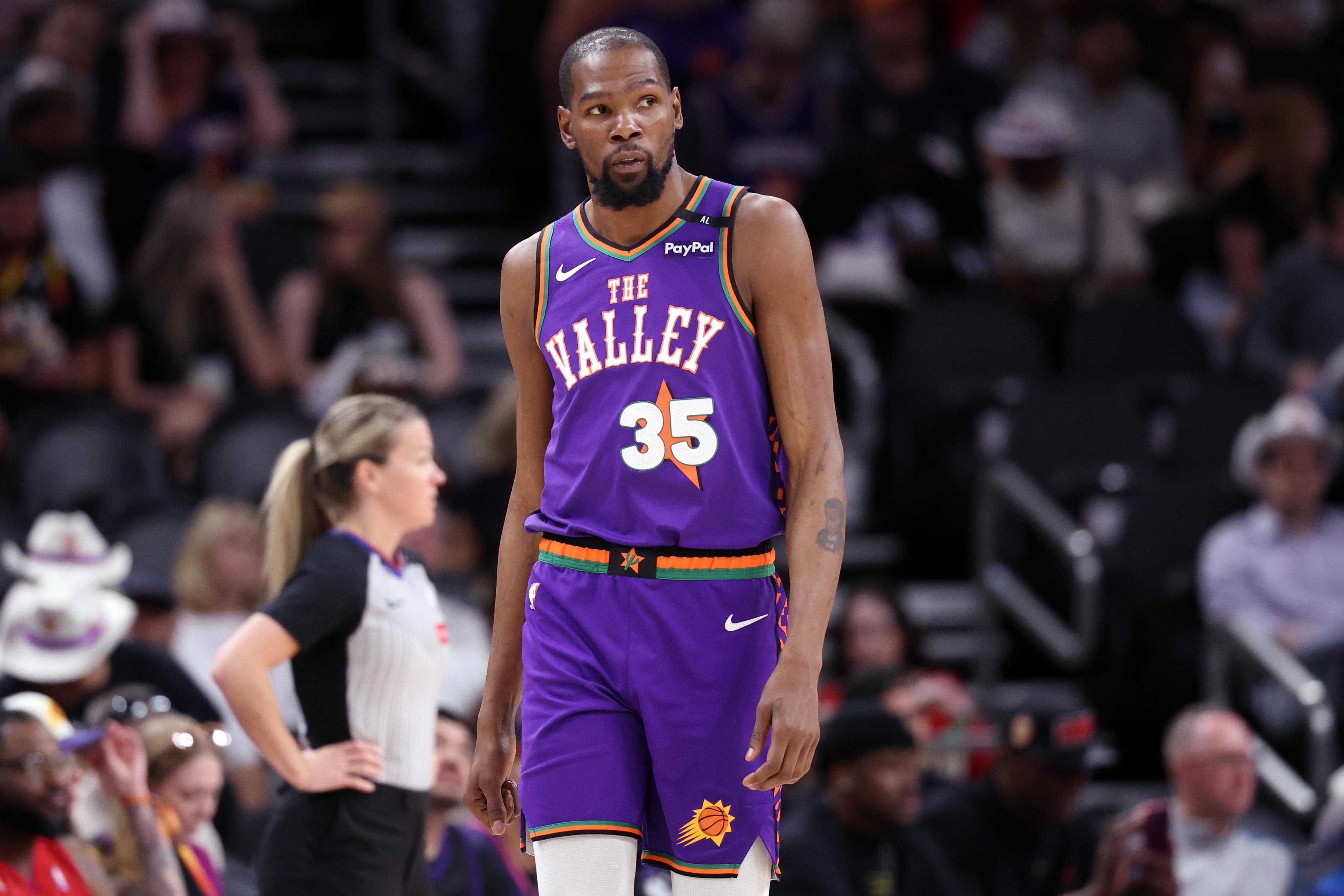 Houston Rockets v Phoenix Suns