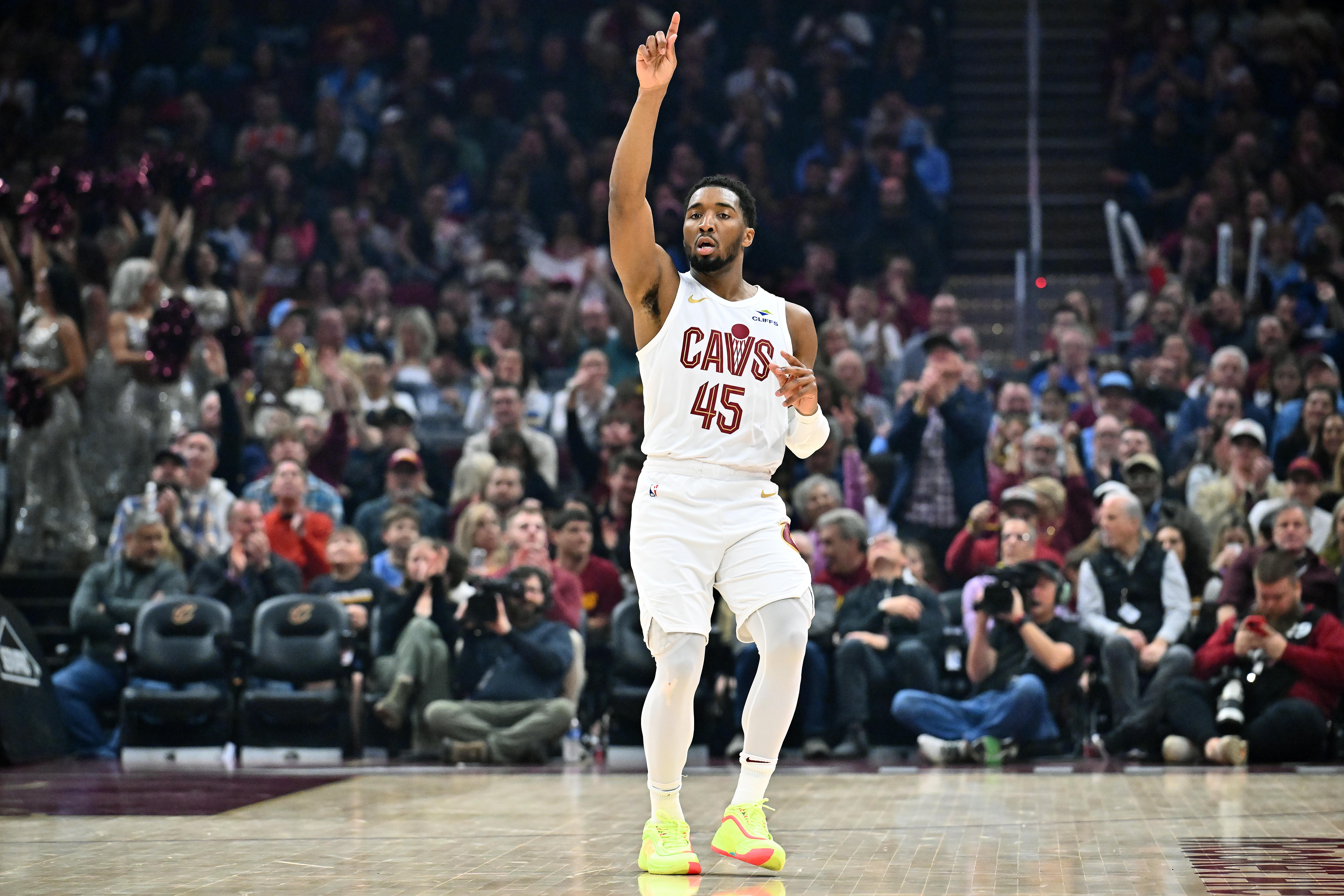 Los Angeles Clippers v Cleveland Cavaliers