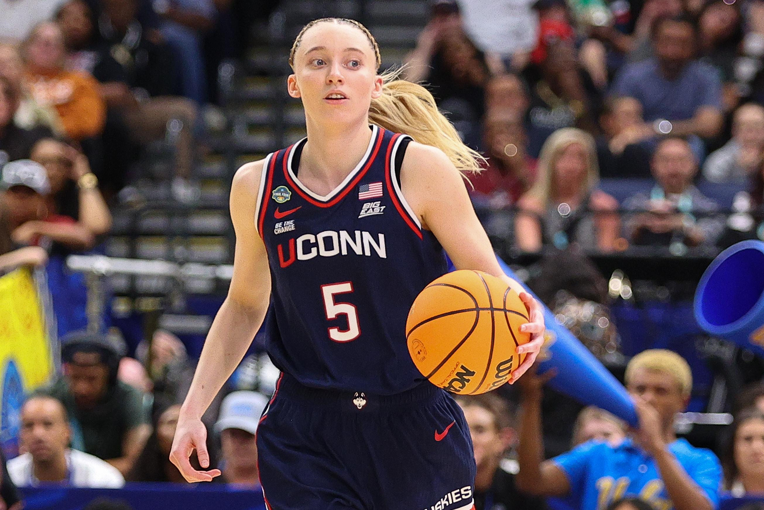 NCAA BASKETBALL: APR 04 Div I Women's Championship Final Four - UConn vs UCLA