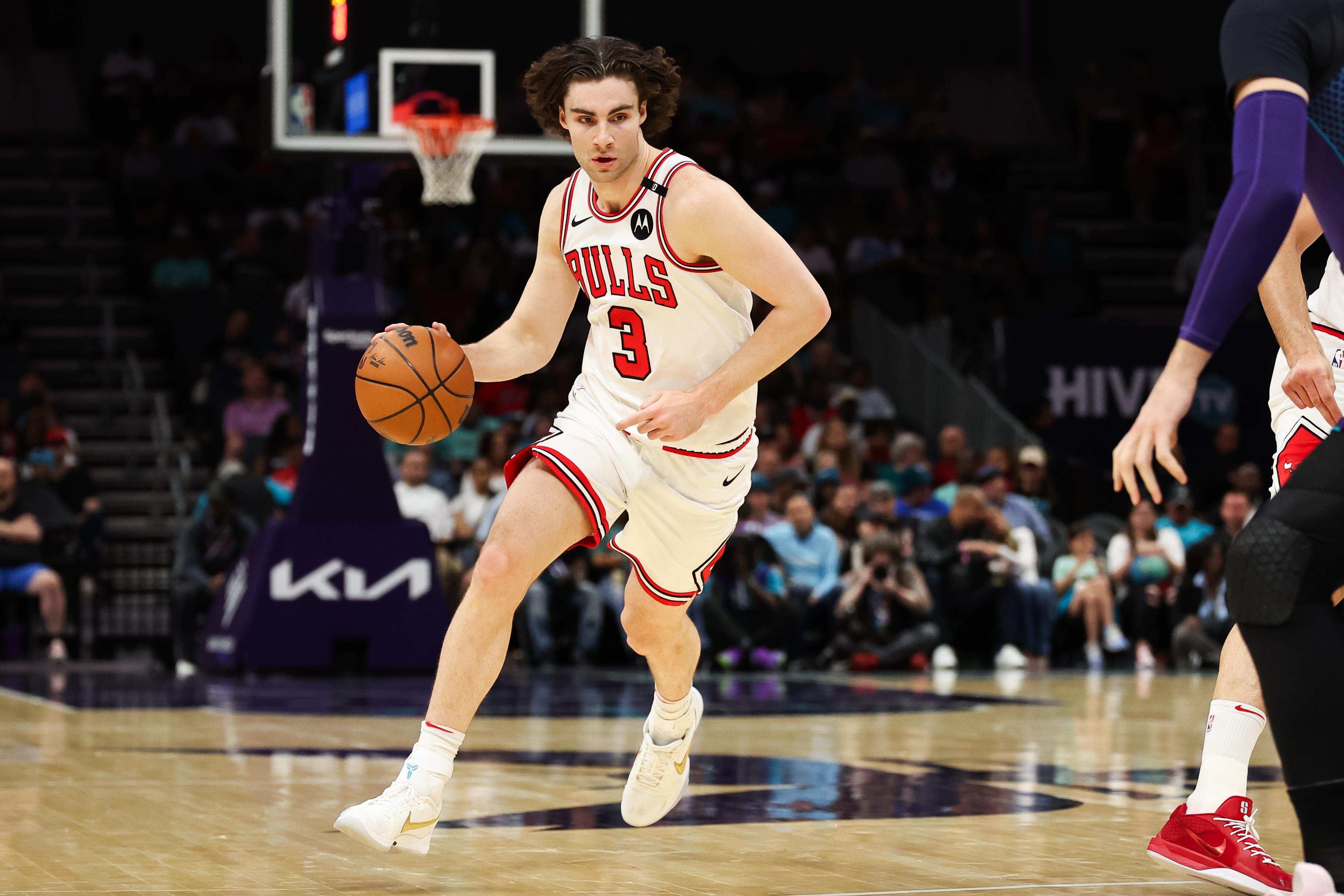 Chicago Bulls v Charlotte Hornets