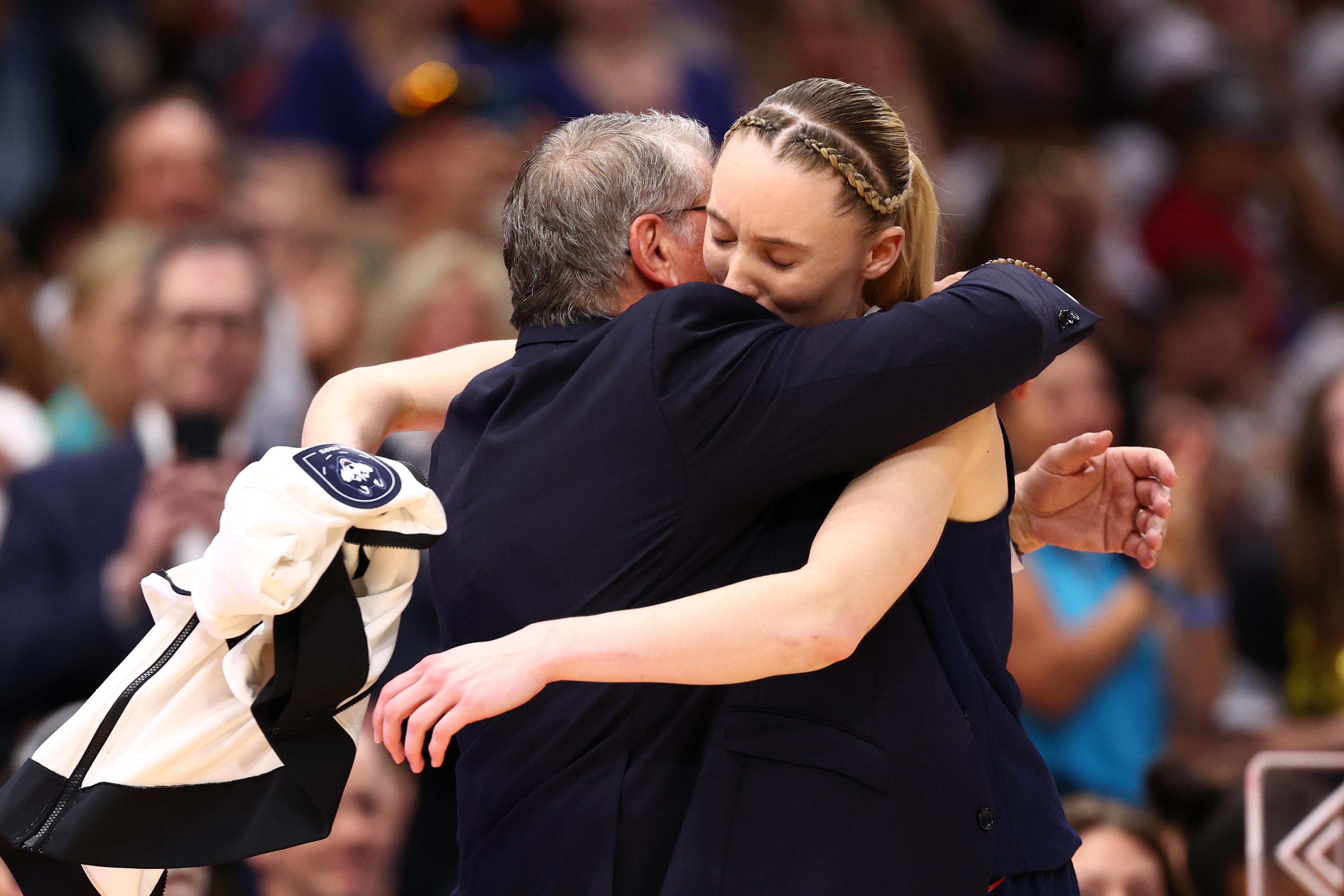 Uconn v South Carolina