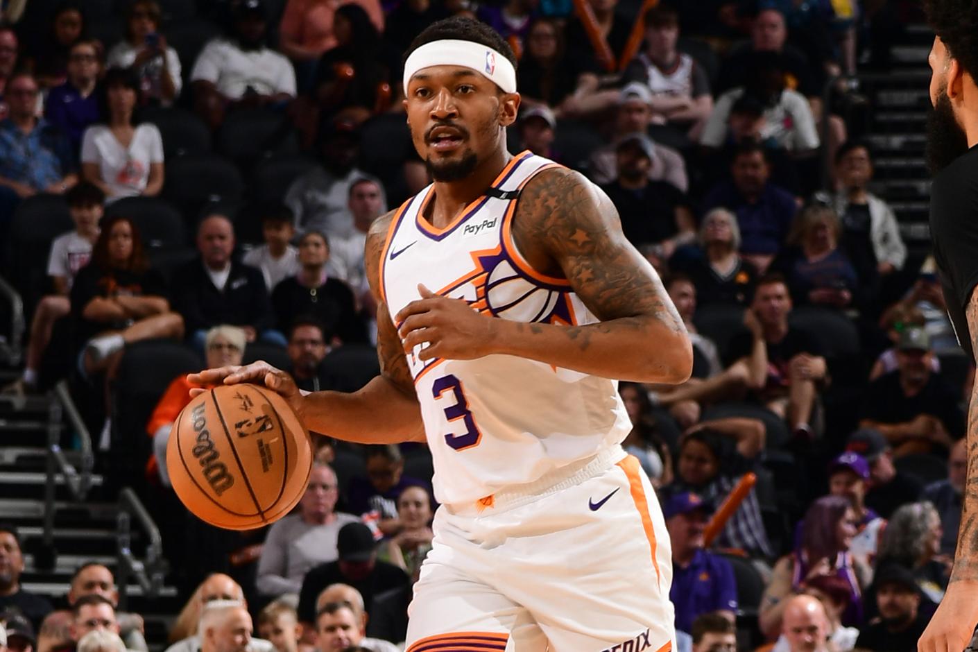San Antonio Spurs v Phoenix Suns