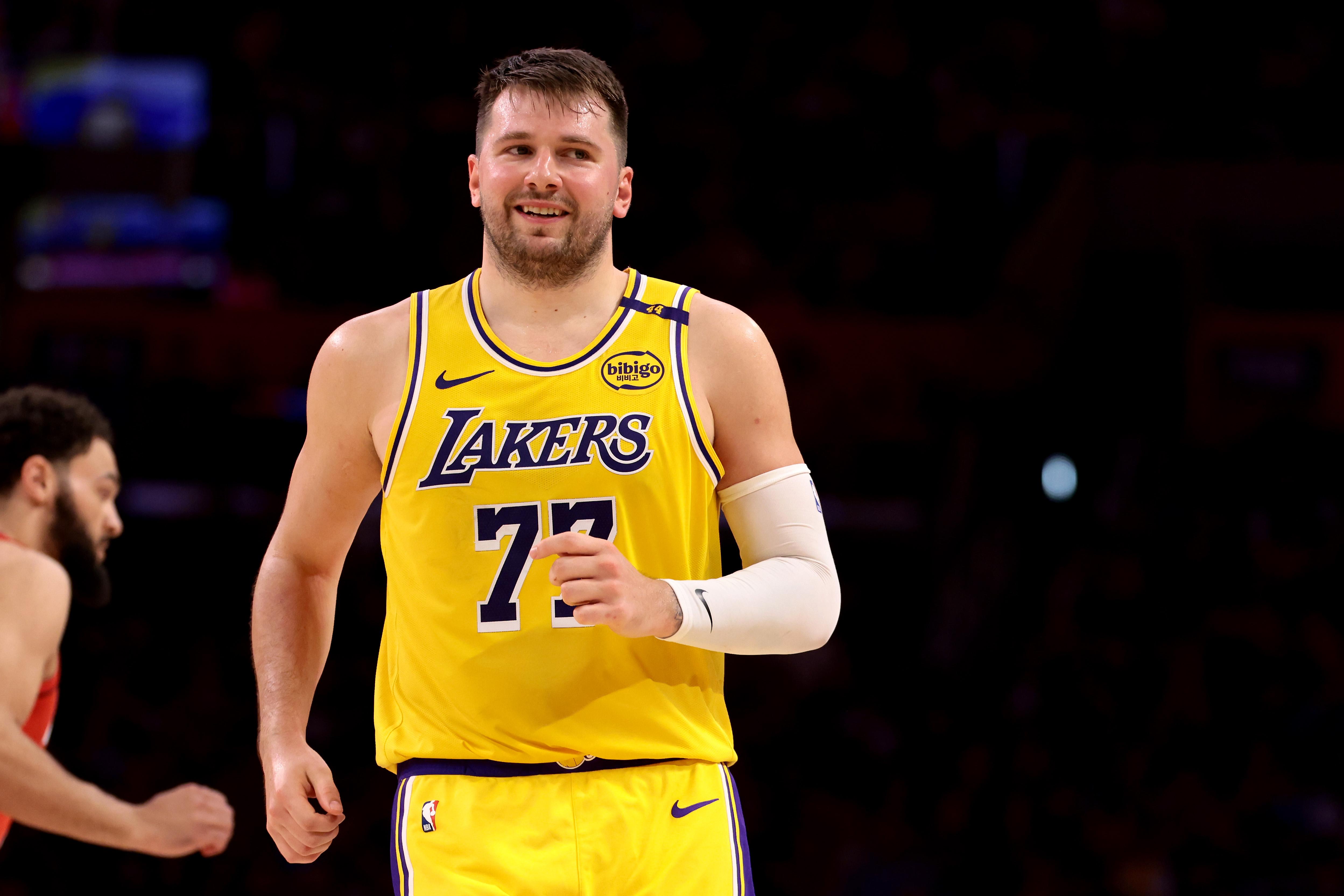 Houston Rockets v Los Angeles Lakers