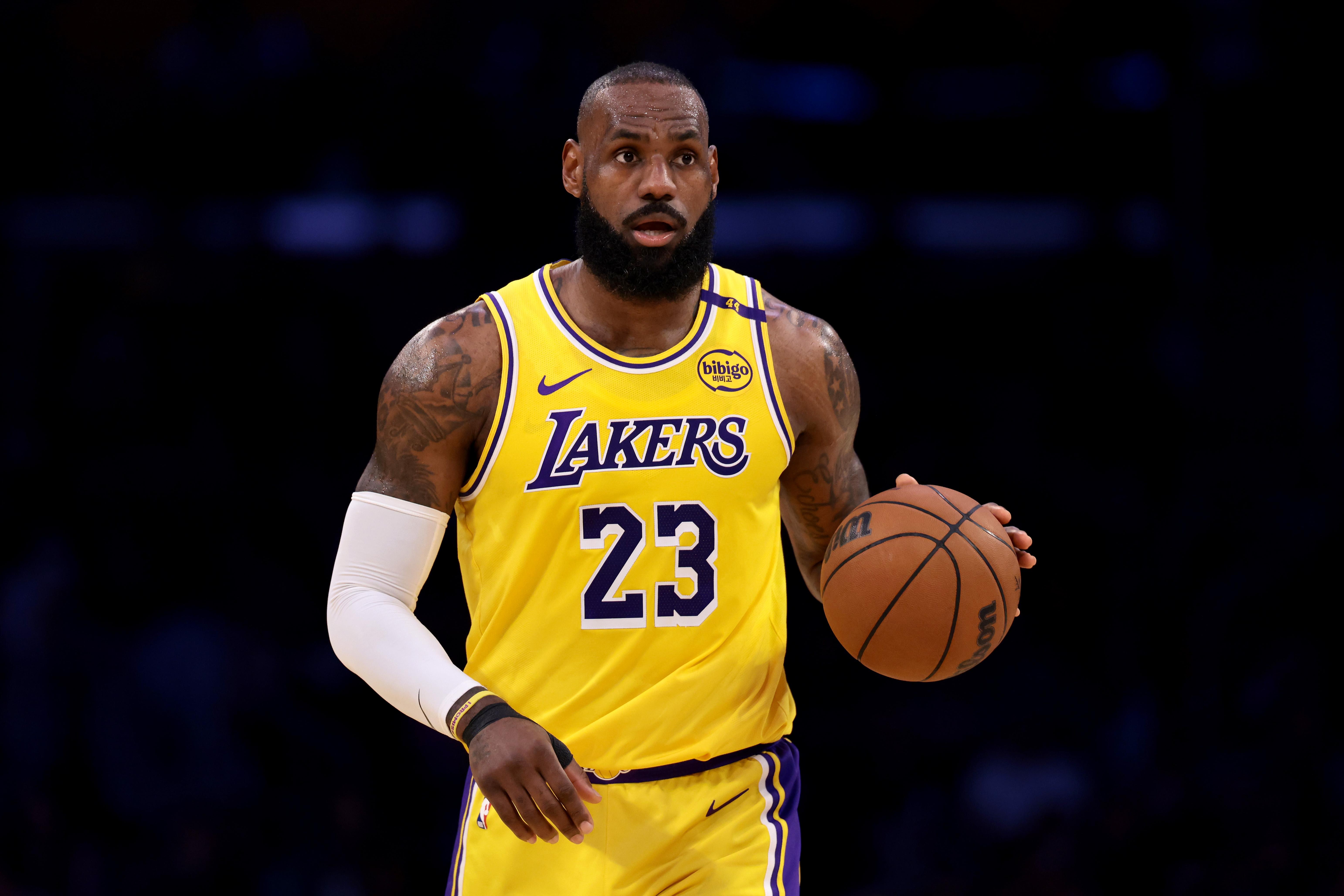 Houston Rockets v Los Angeles Lakers