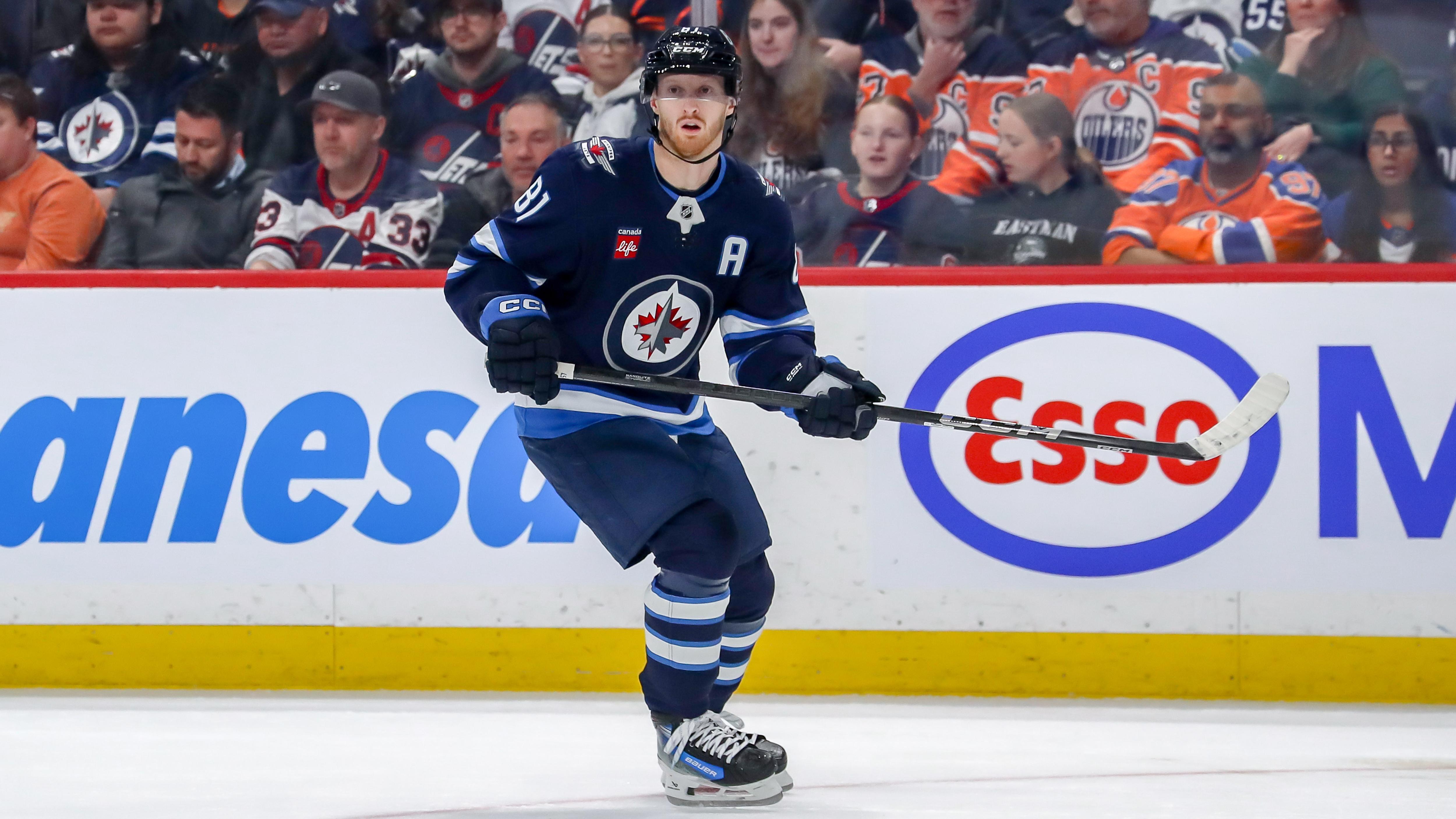 Edmonton Oilers v Winnipeg Jets