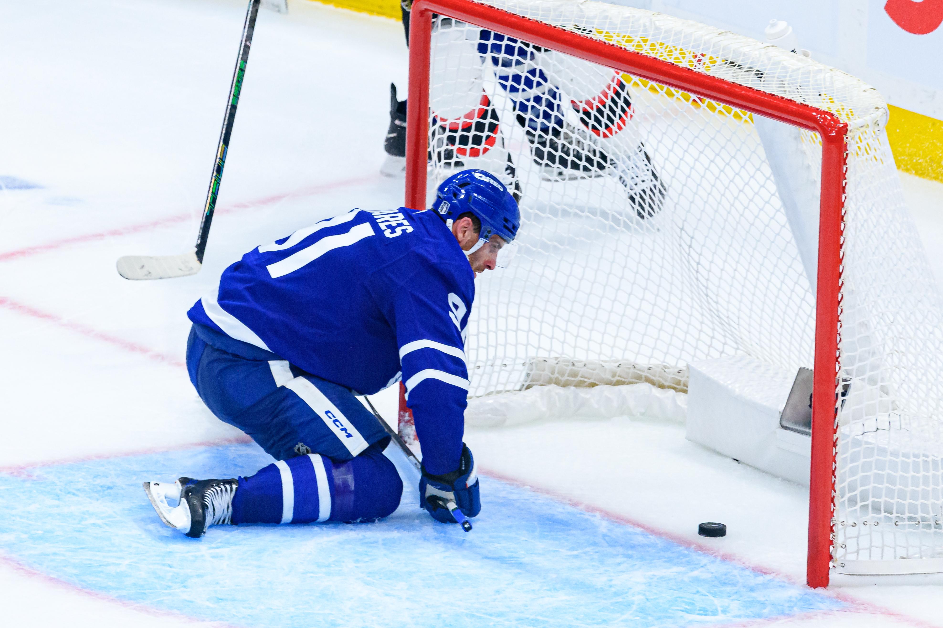 NHL: APR 29 Stanley Cup Playoffs First Round Senators at Maple Leafs