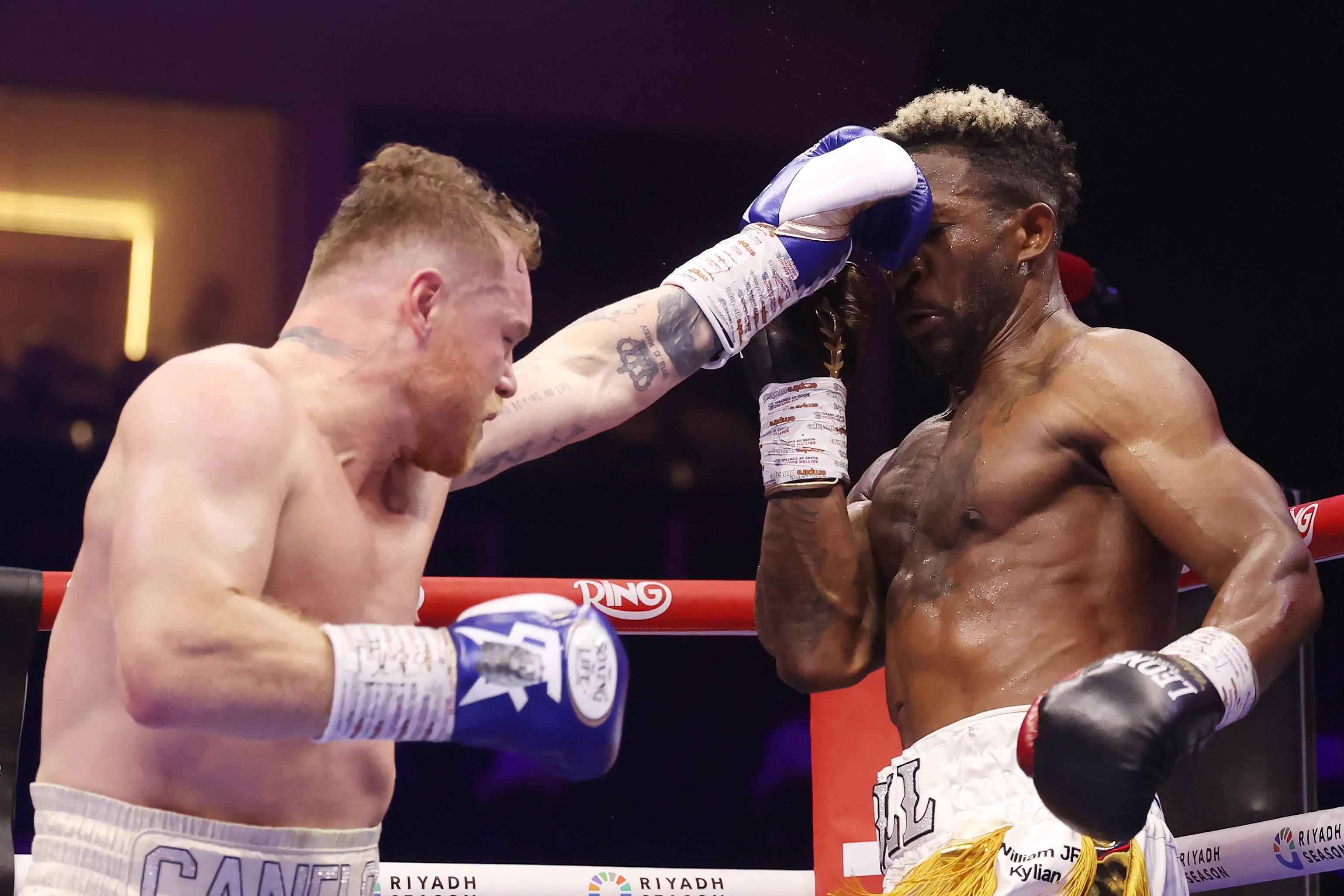 Canelo Alvarez v William Scull: Fatal Fury - Fight Night